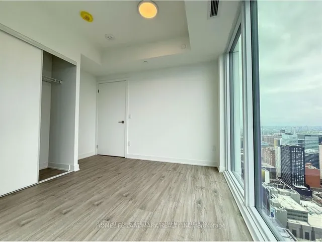 252 Church St #2906, Toronto 5