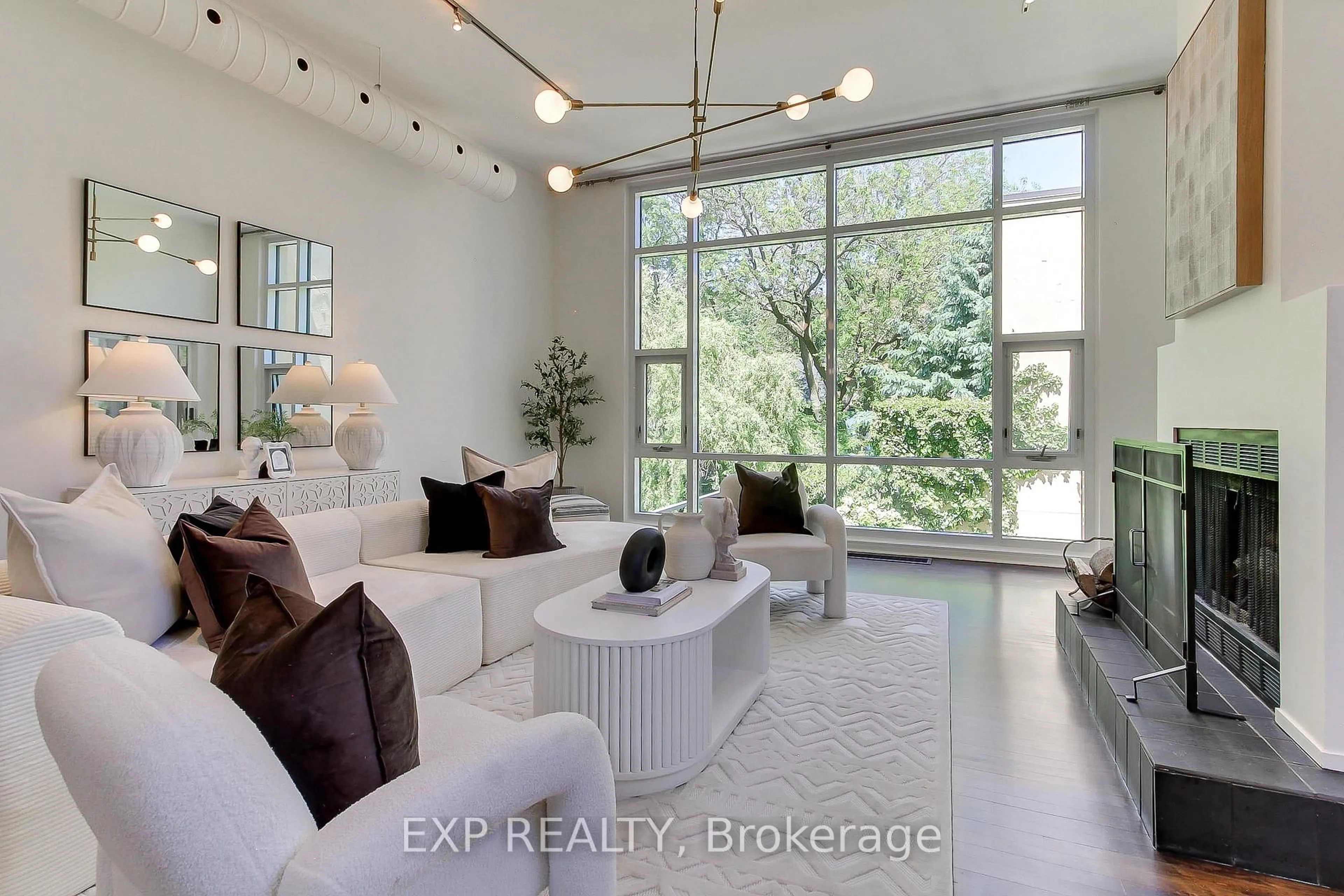 Living room with furniture, ceramic/tile floor for 306 Sackville St #4, Toronto Ontario M5A 3G2