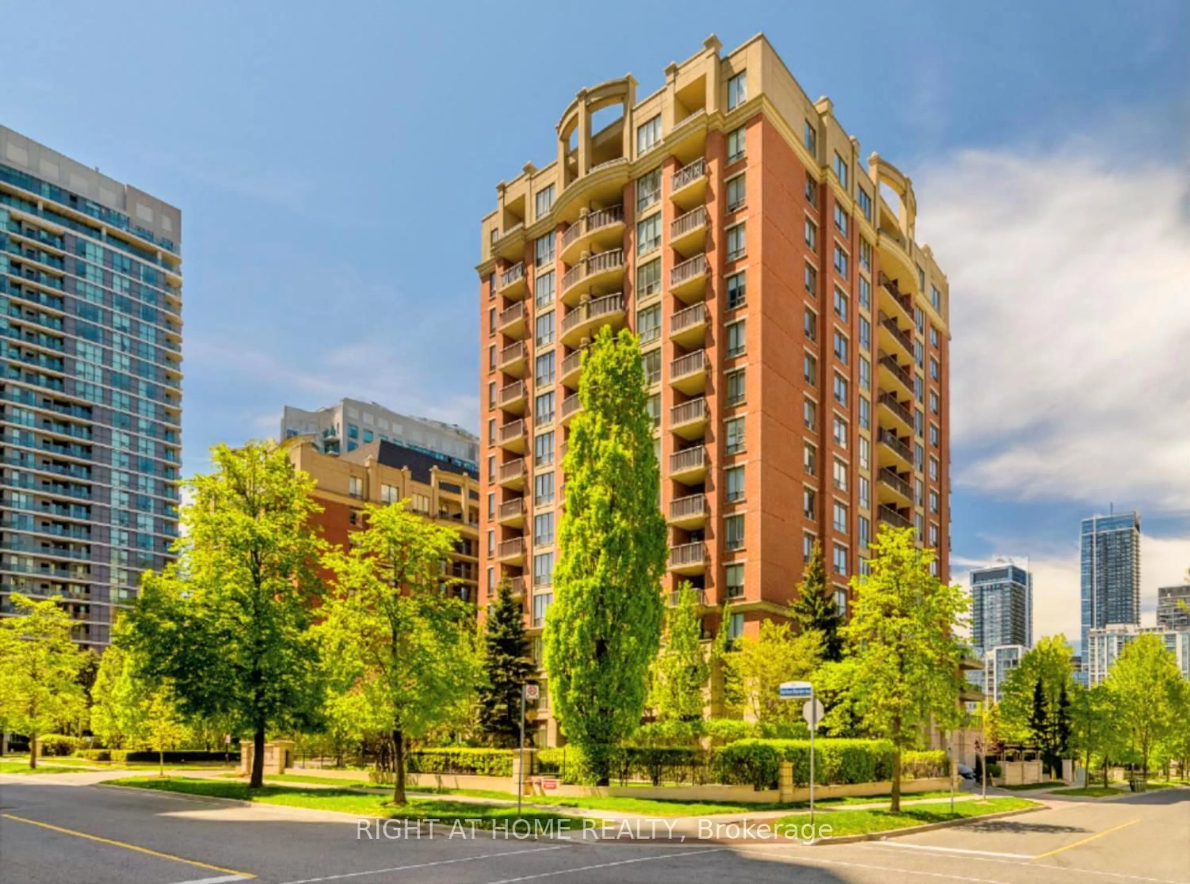 A pic from outside/outdoor area/front of a property/back of a property/a pic from drone, city buildings view from balcony for 55 Harrison Garden Blvd #Ph6, Toronto Ontario M2N 7G3