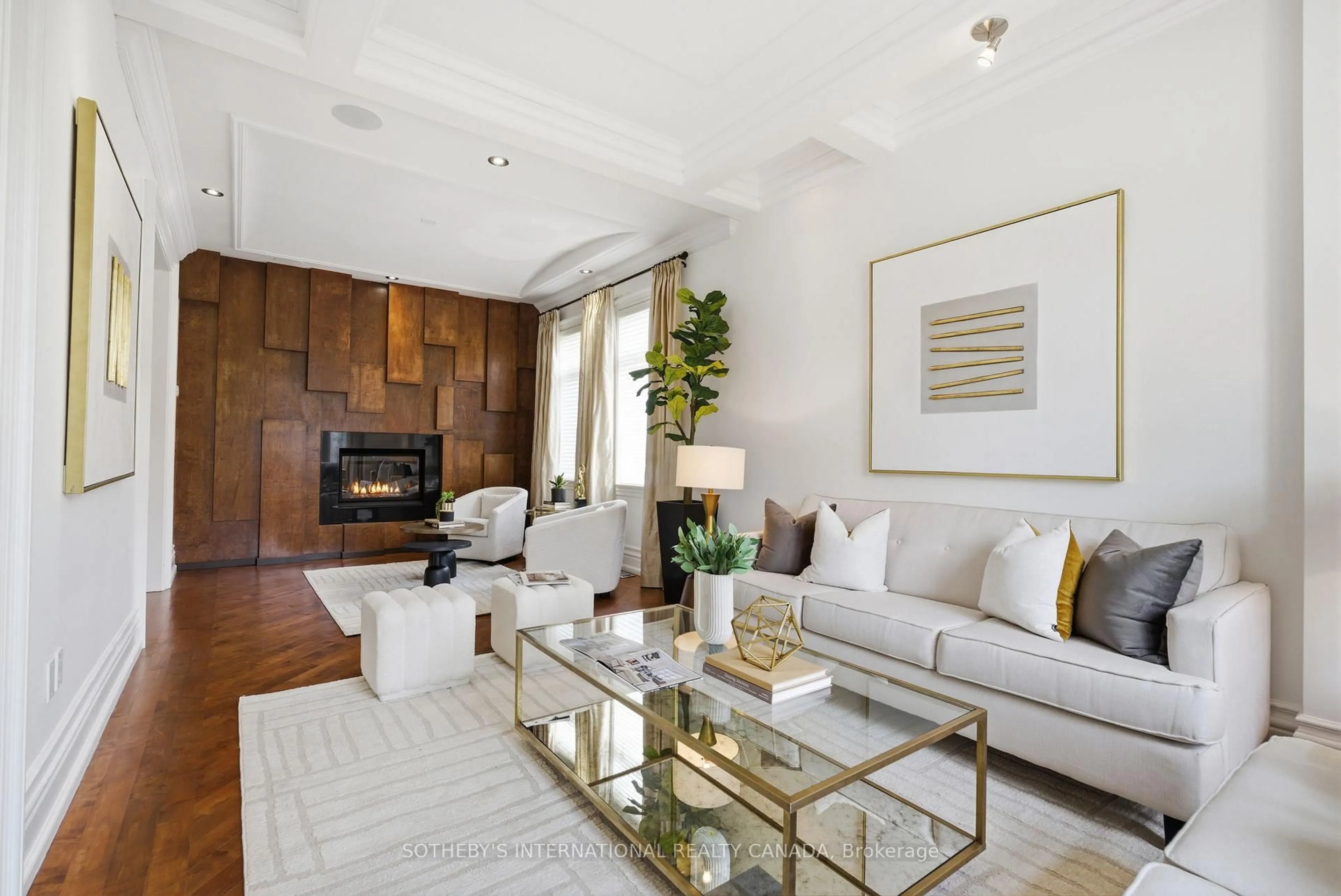Living room with furniture, unknown for 59 De Vere Gdns, Toronto Ontario M5M 3E8