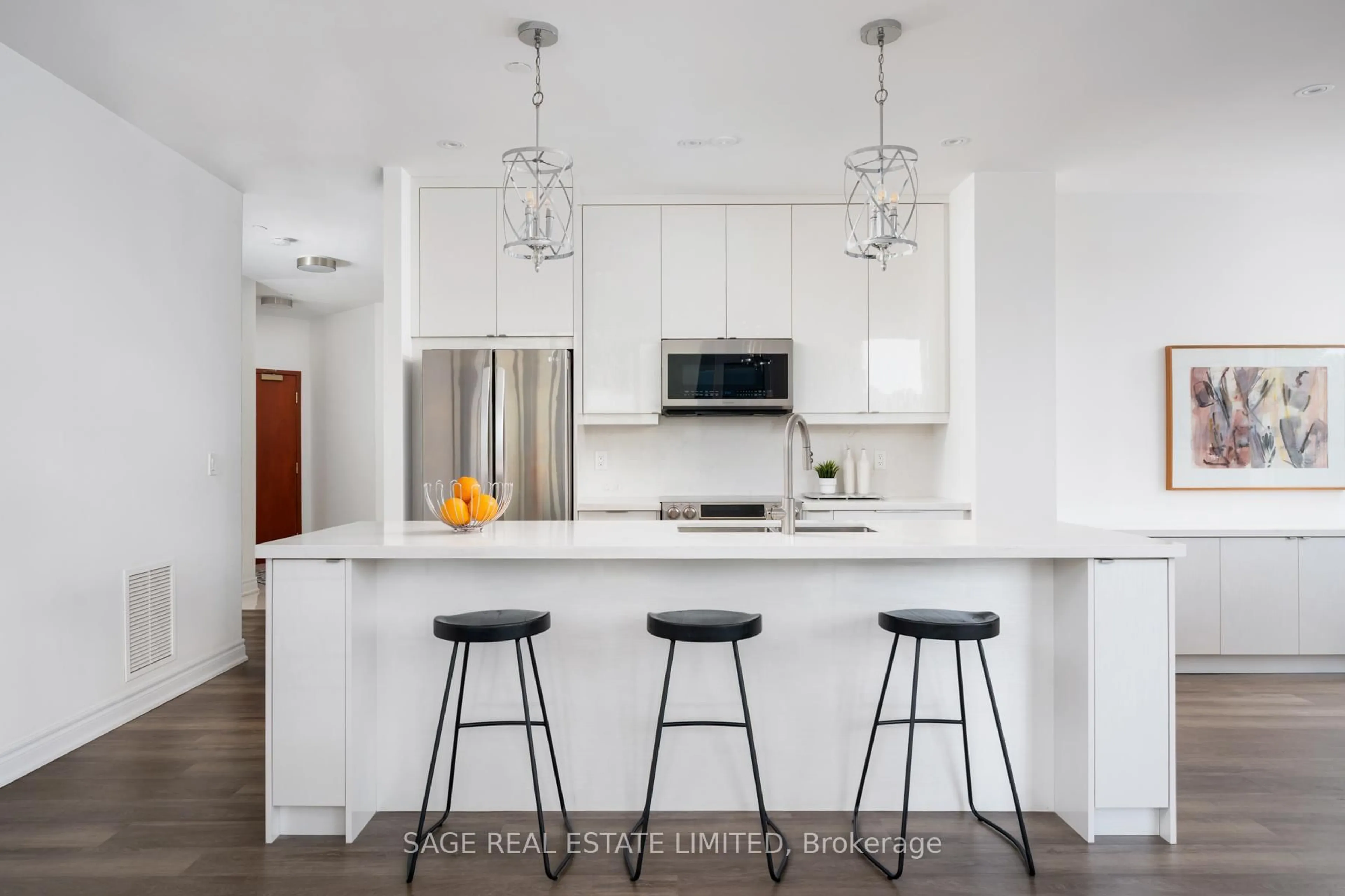 Contemporary kitchen, ceramic/tile floor for 980 Yonge St #205, Toronto Ontario M4W 3V8
