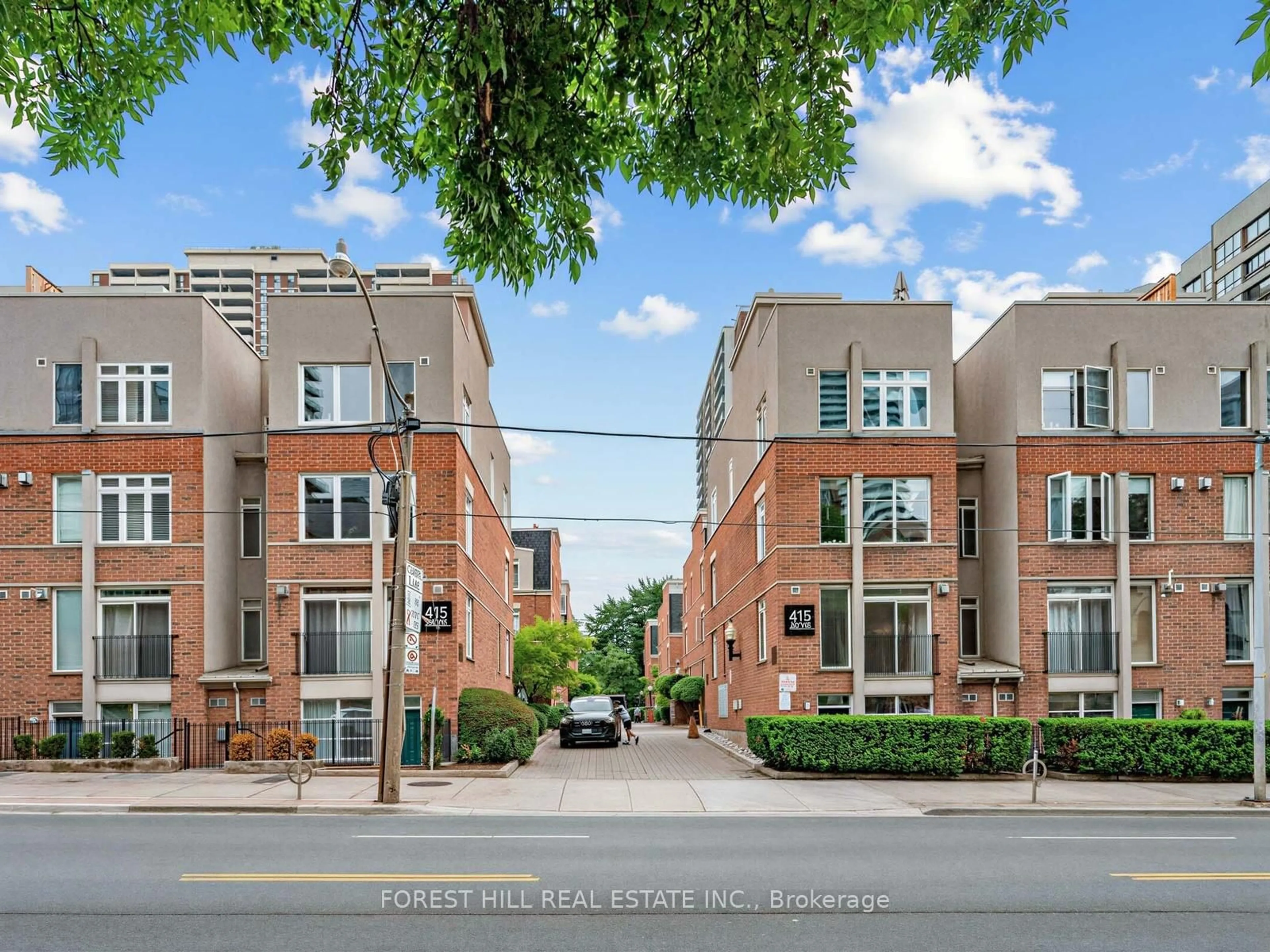 Home with brick exterior material, street for 415 Jarvis St #124, Toronto Ontario M4Y 3C1