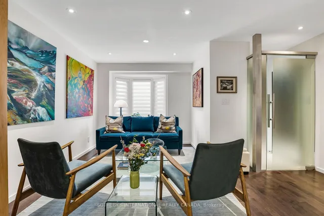 30 Sword St, Toronto 5