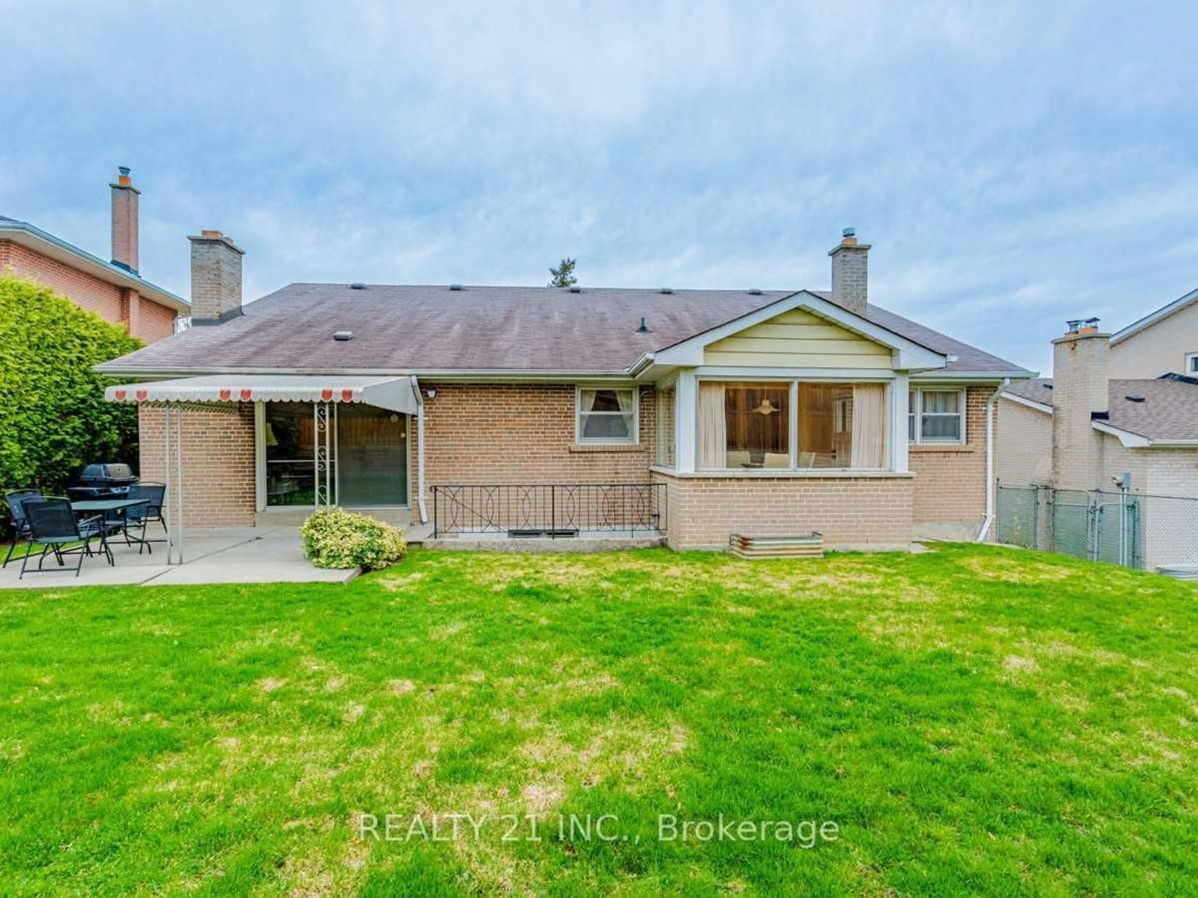 Unknown for 24 Beveridge Dr, Toronto Ontario M3A 1N9