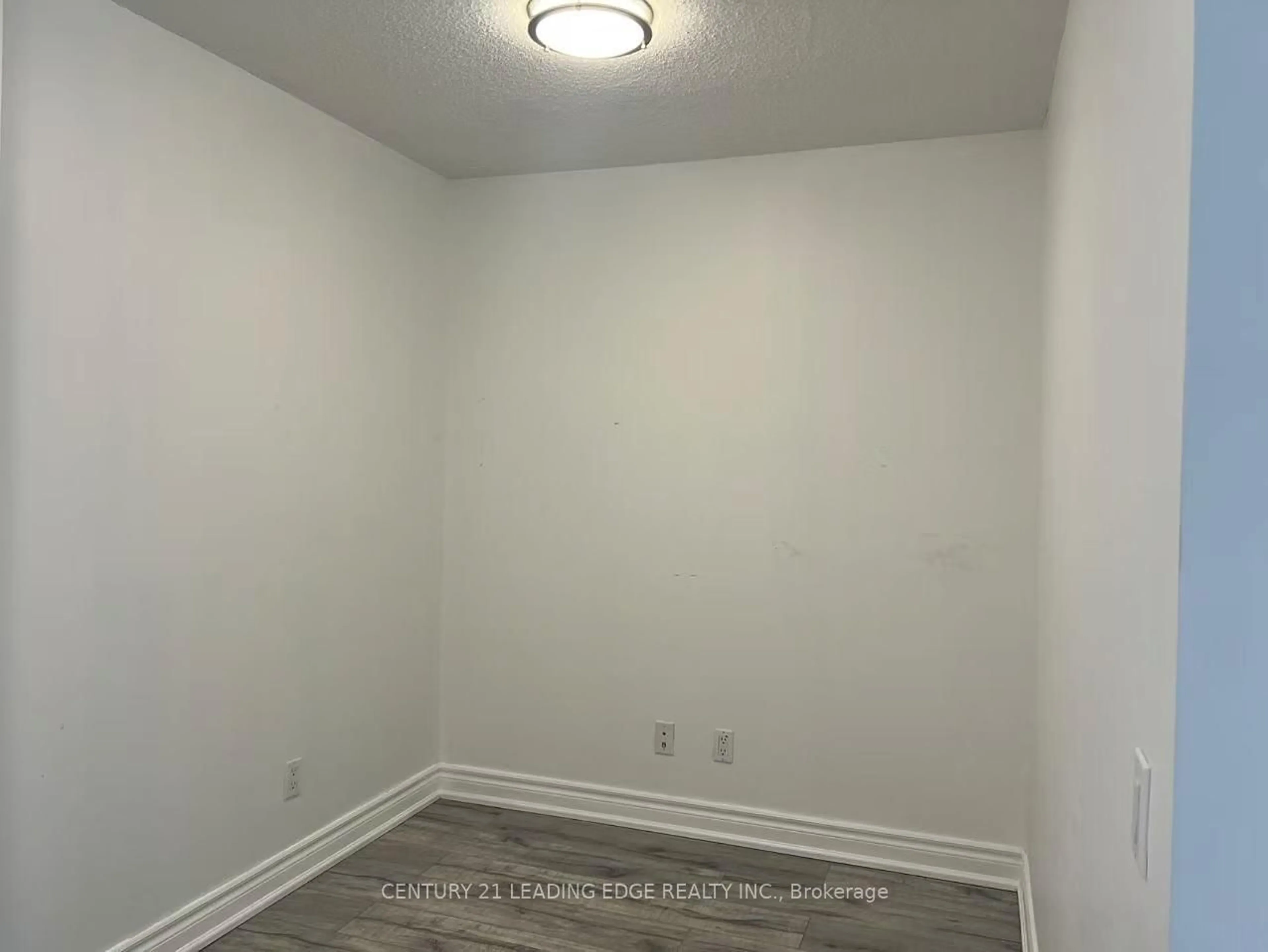 A pic of a room for 10 Northtown Way #913, Toronto Ontario M2N 7L4