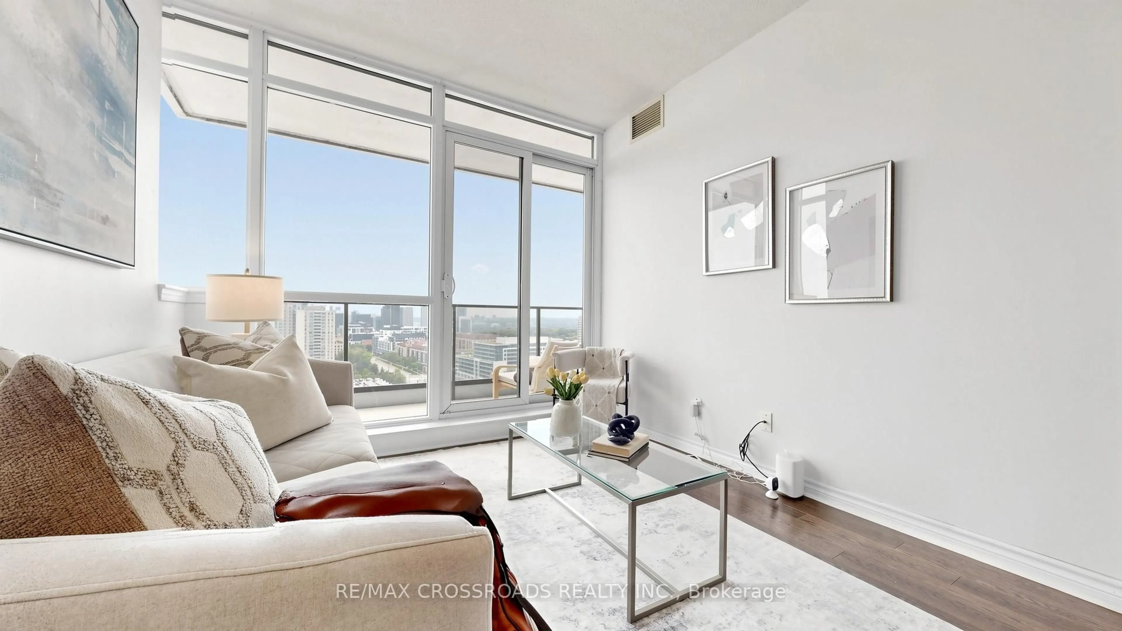 Living room with furniture, unknown for 2885 Bayview Ave #1401, Toronto Ontario M2K 0A3