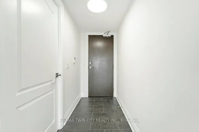 1103 Leslie St #701, Toronto 2