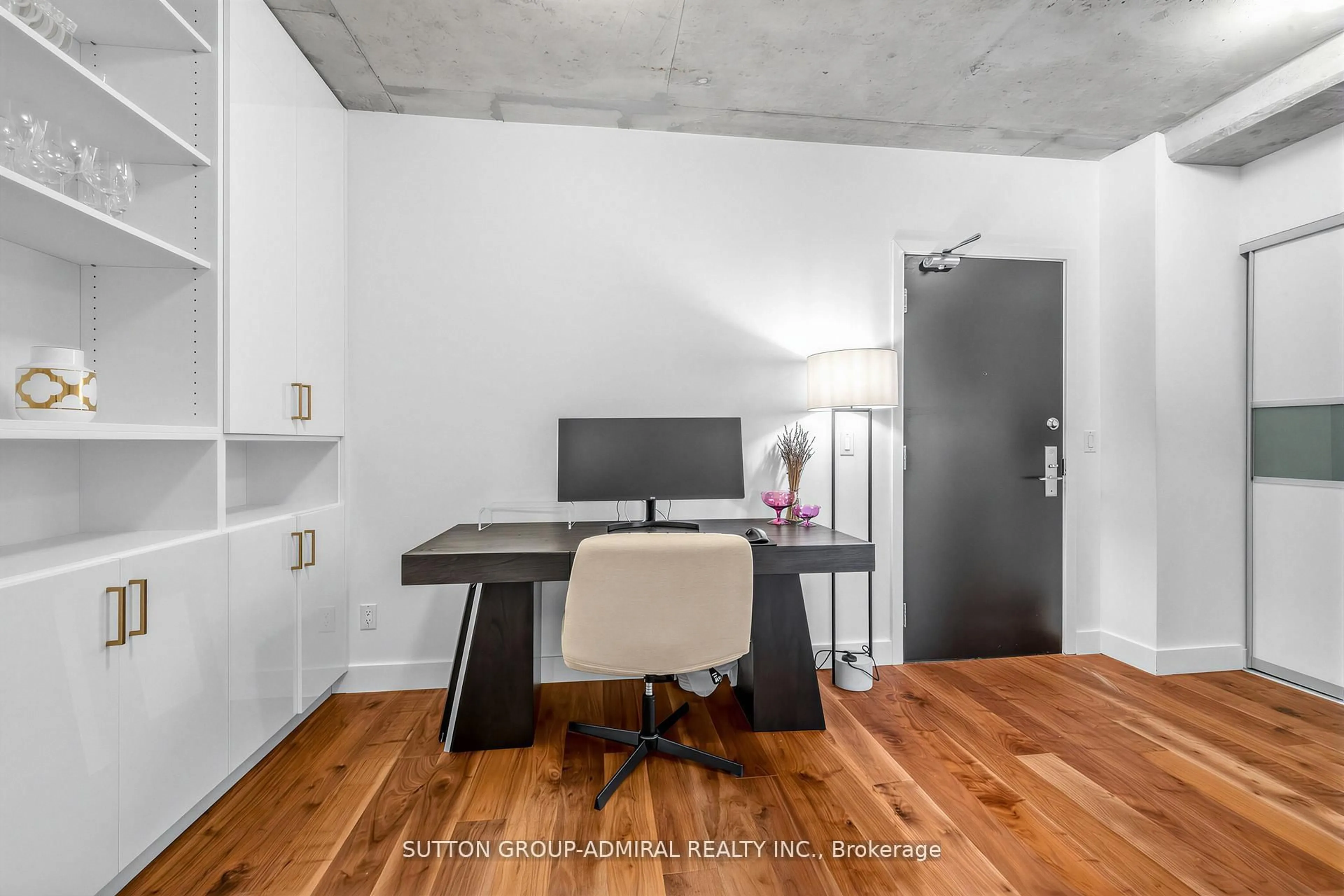 A pic of a room for 55 Stewart St #907, Toronto Ontario M5V 2V1