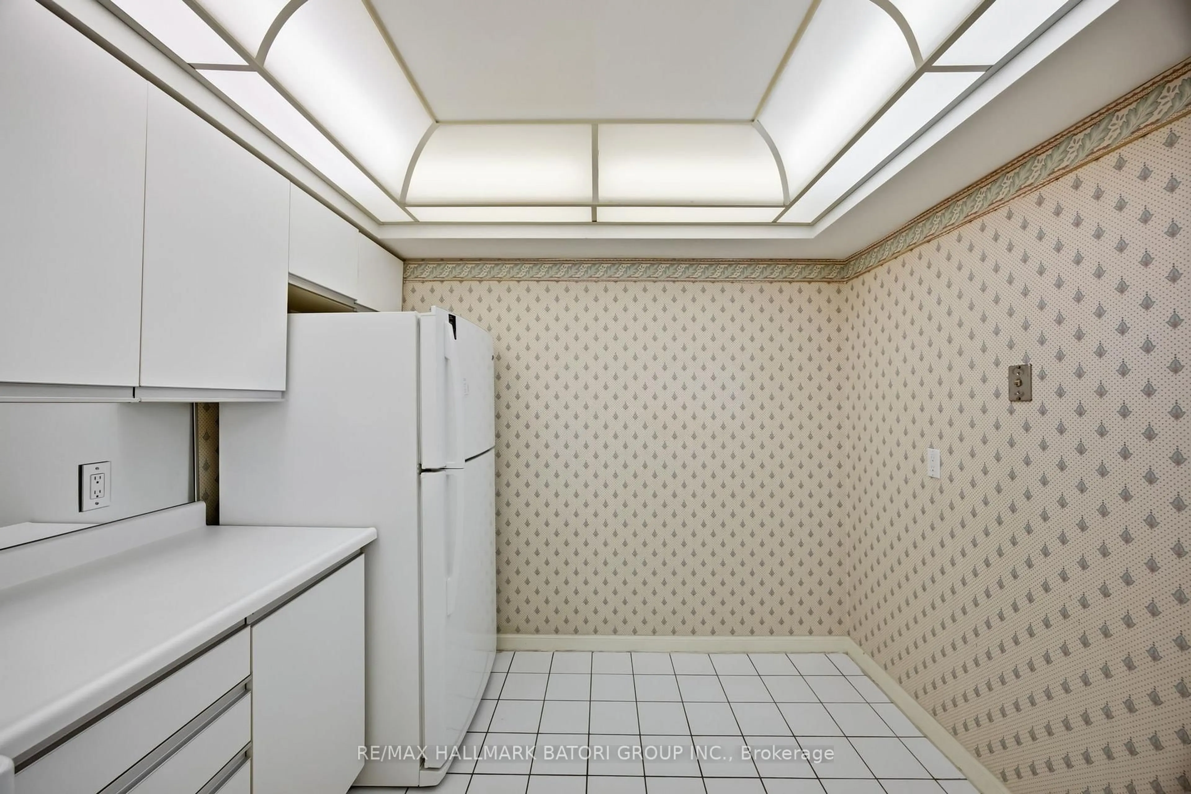Laundry room for 1121 Steeles Ave #514, Toronto Ontario M2R 3W7
