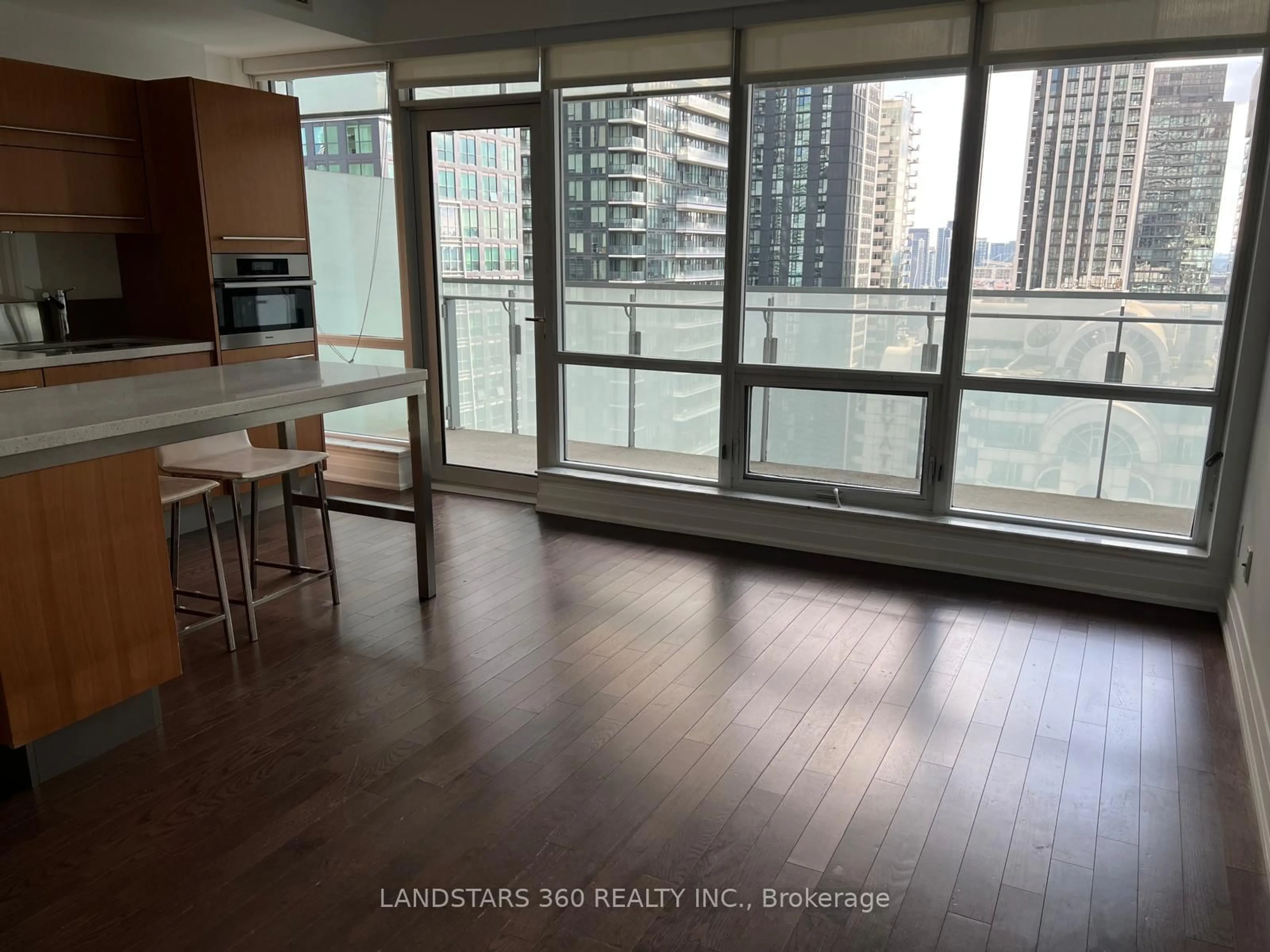 A pic of a room for 80 John St #2505, Toronto Ontario M5V 3X4