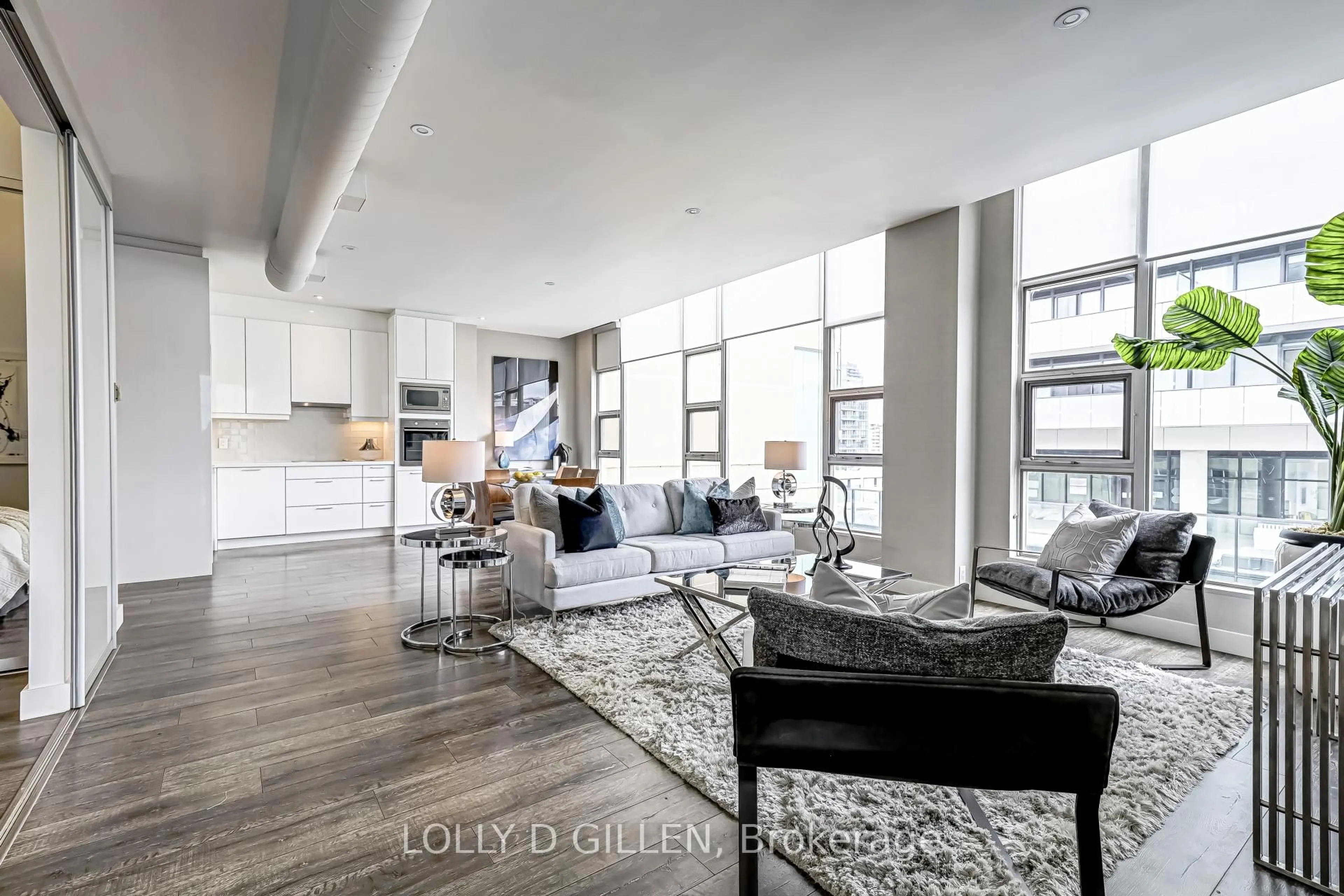 Unknown for 188 Eglinton Ave #Ph806, Toronto Ontario M4P 2X7