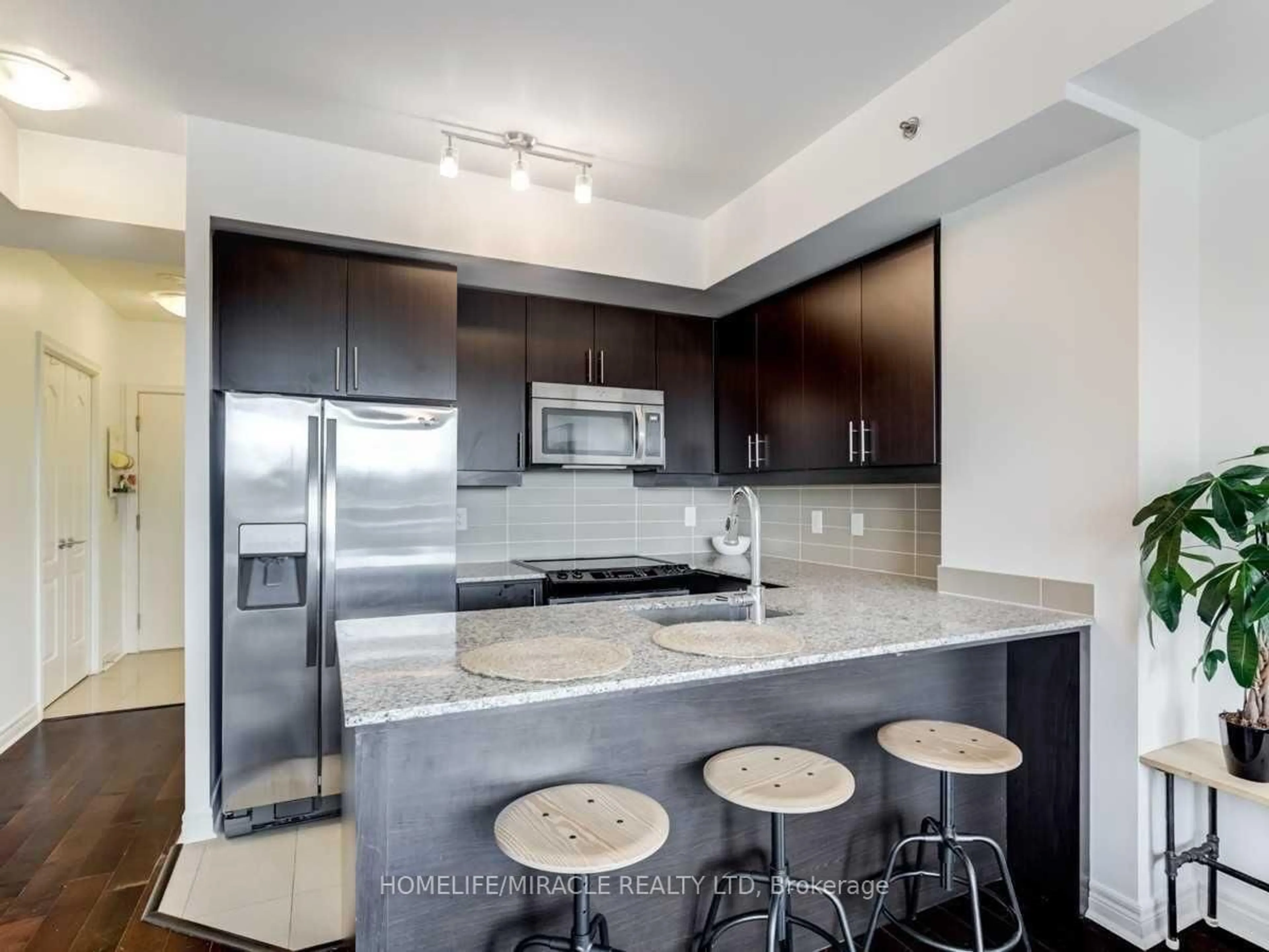 Open concept kitchen, unknown for 2756 Old Leslie St #319, Toronto Ontario M2K 0E2