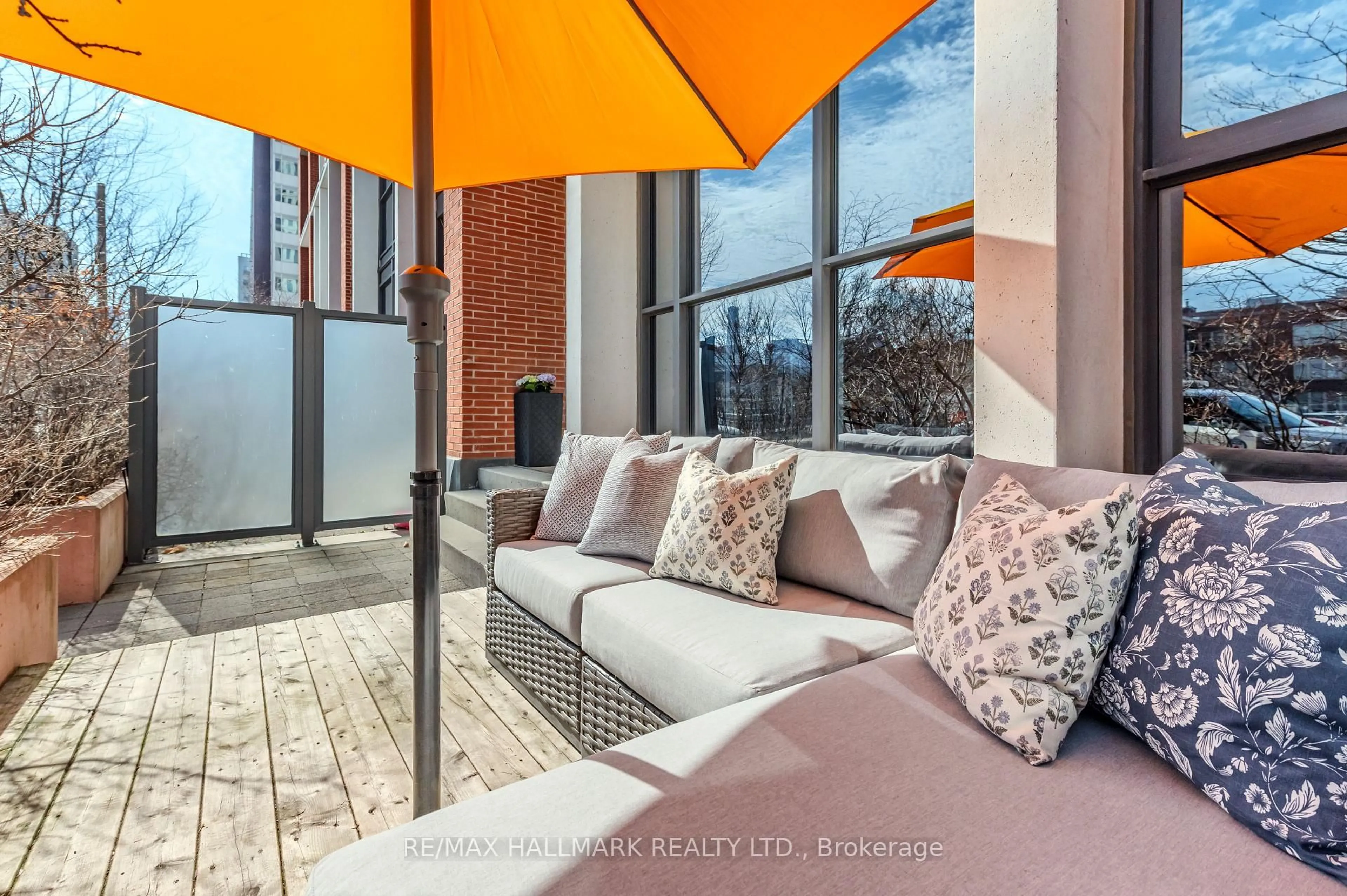 Patio, unknown for 126 St David St, Toronto Ontario M5A 0C2