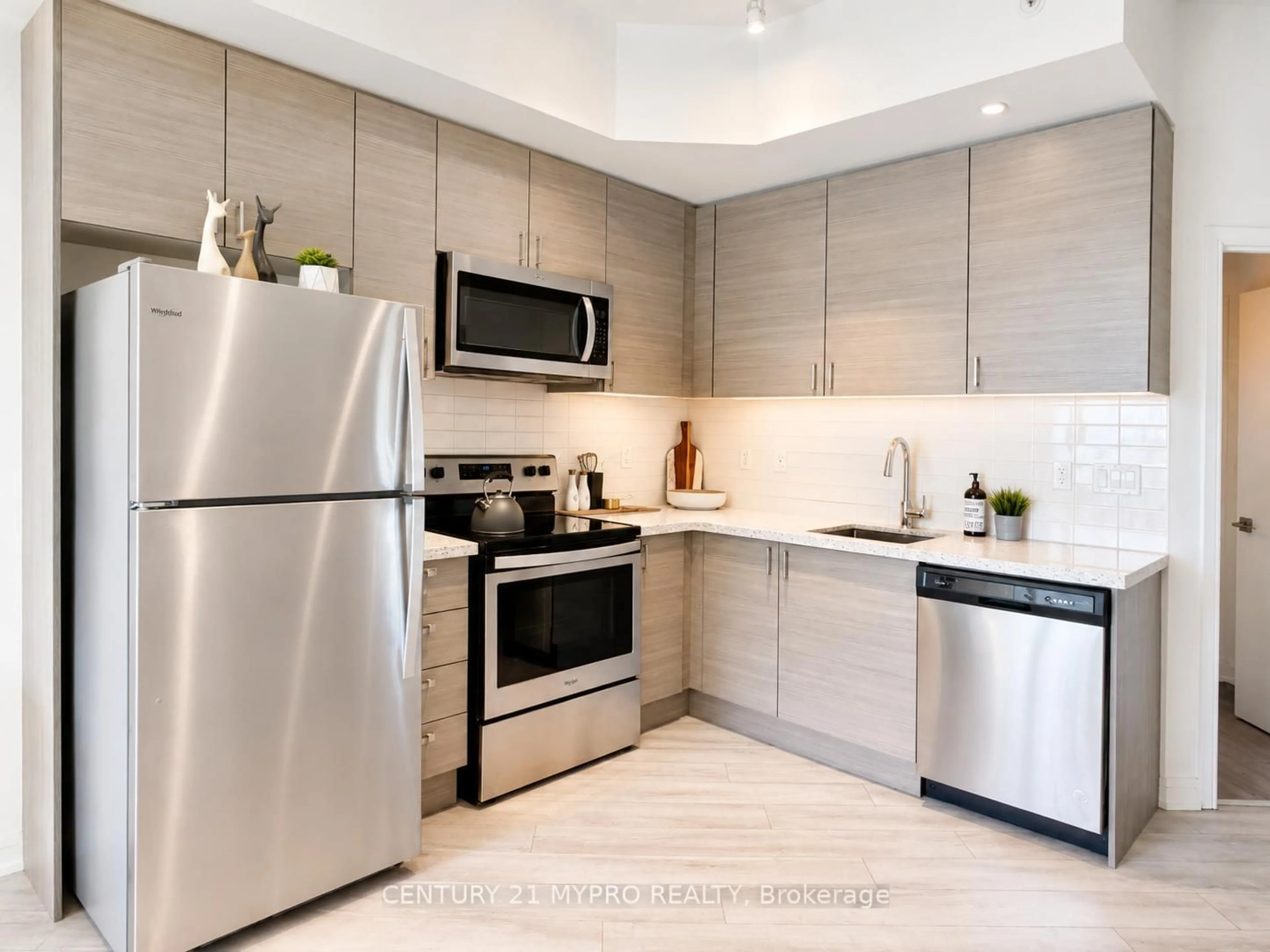 Unknown for 621 Sheppard Ave #736, Toronto Ontario M2K 1B5