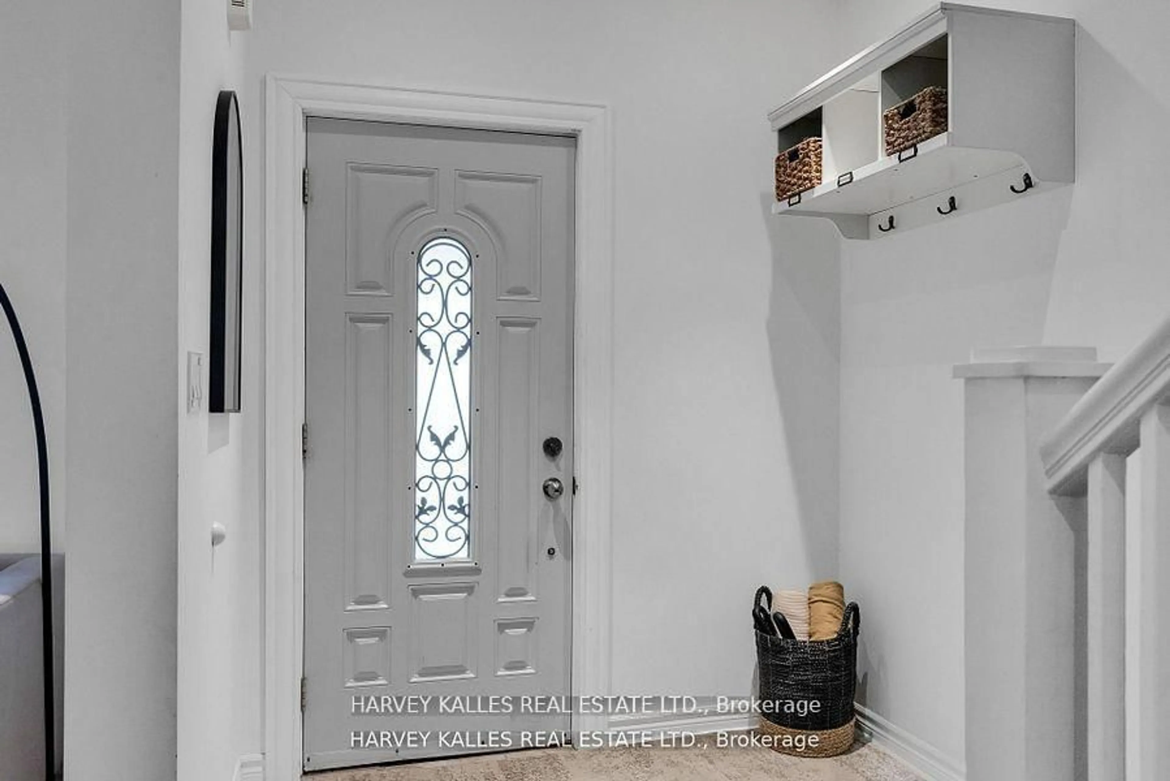 Indoor entryway for 326 Glenholme Ave, Toronto Ontario M6E 3E3