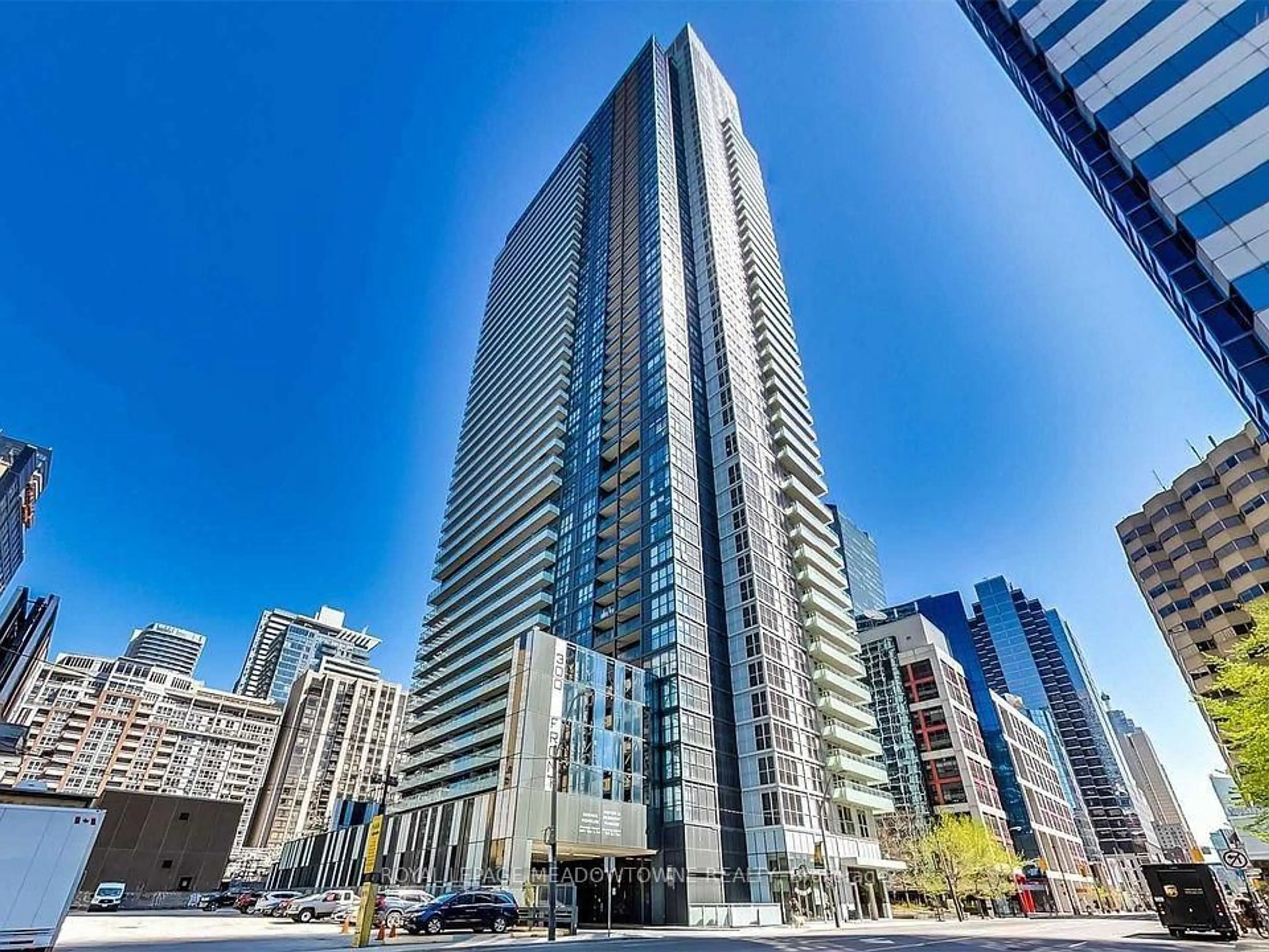 Unknown for 300 Front St #601, Toronto Ontario M5V 0E9