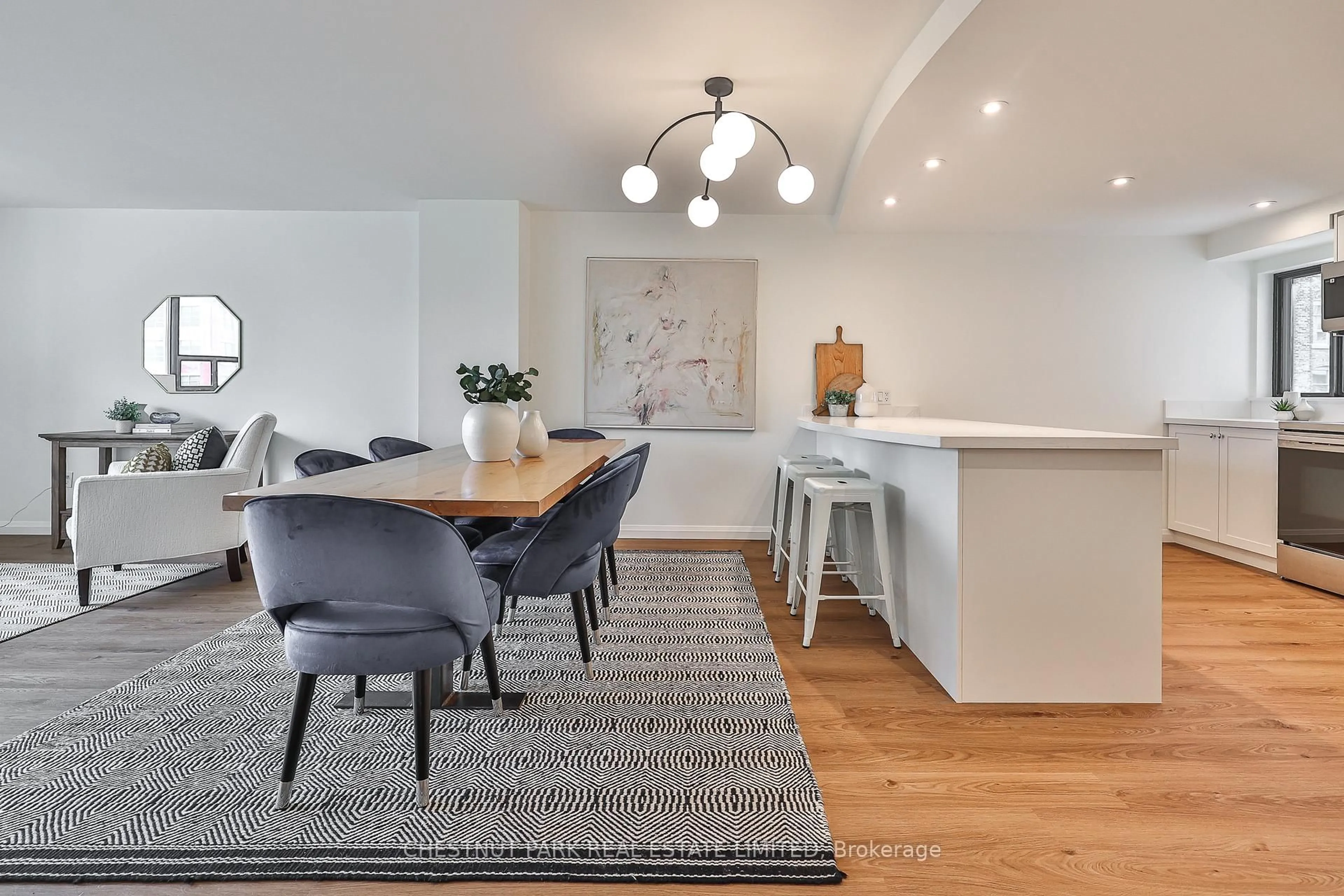 Open concept kitchen, unknown for 188 Spadina Ave #301, Toronto Ontario M5T 3A4