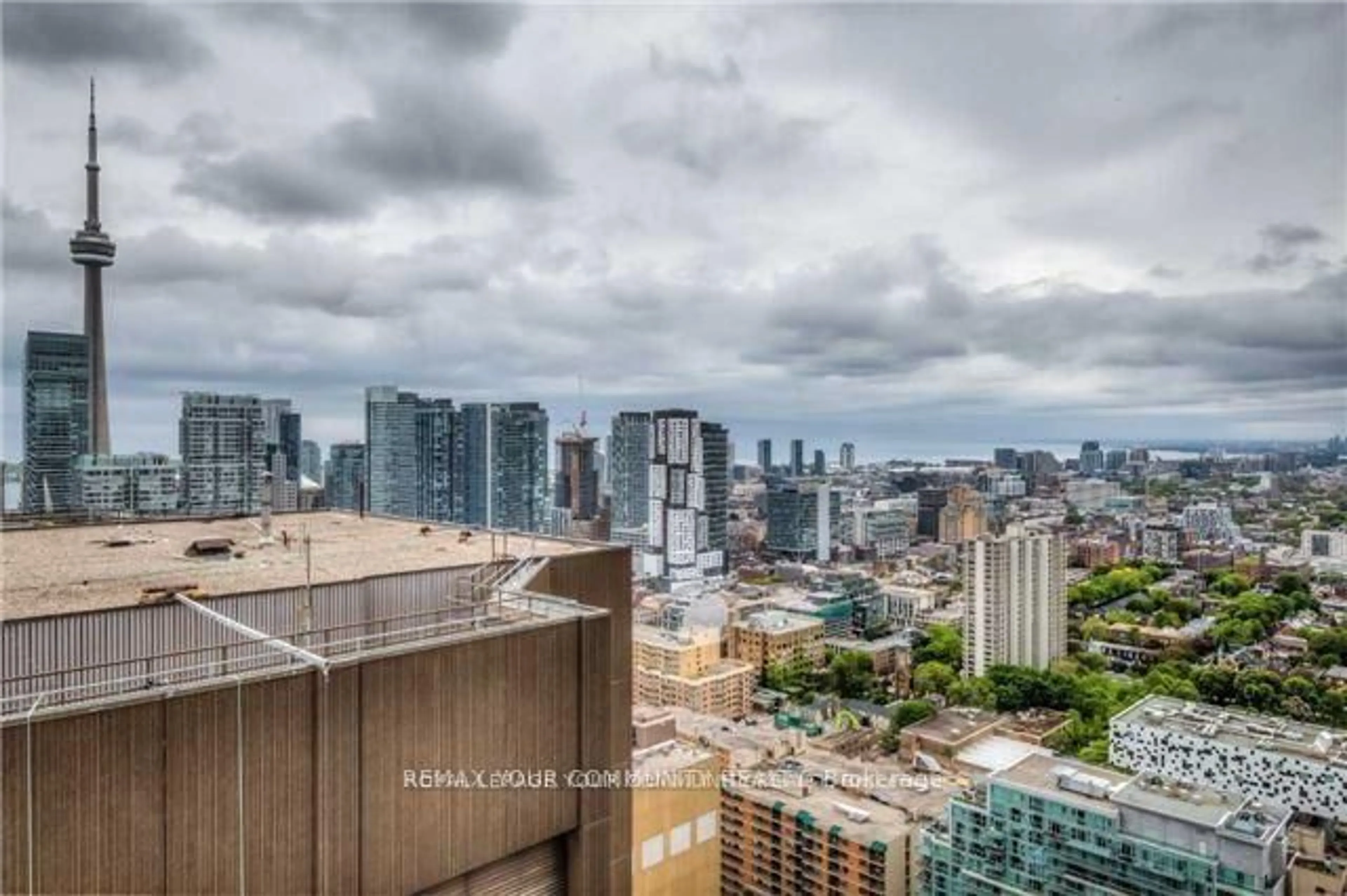 Unknown for 426 University Ave #3608, Toronto Ontario M5G 1S9