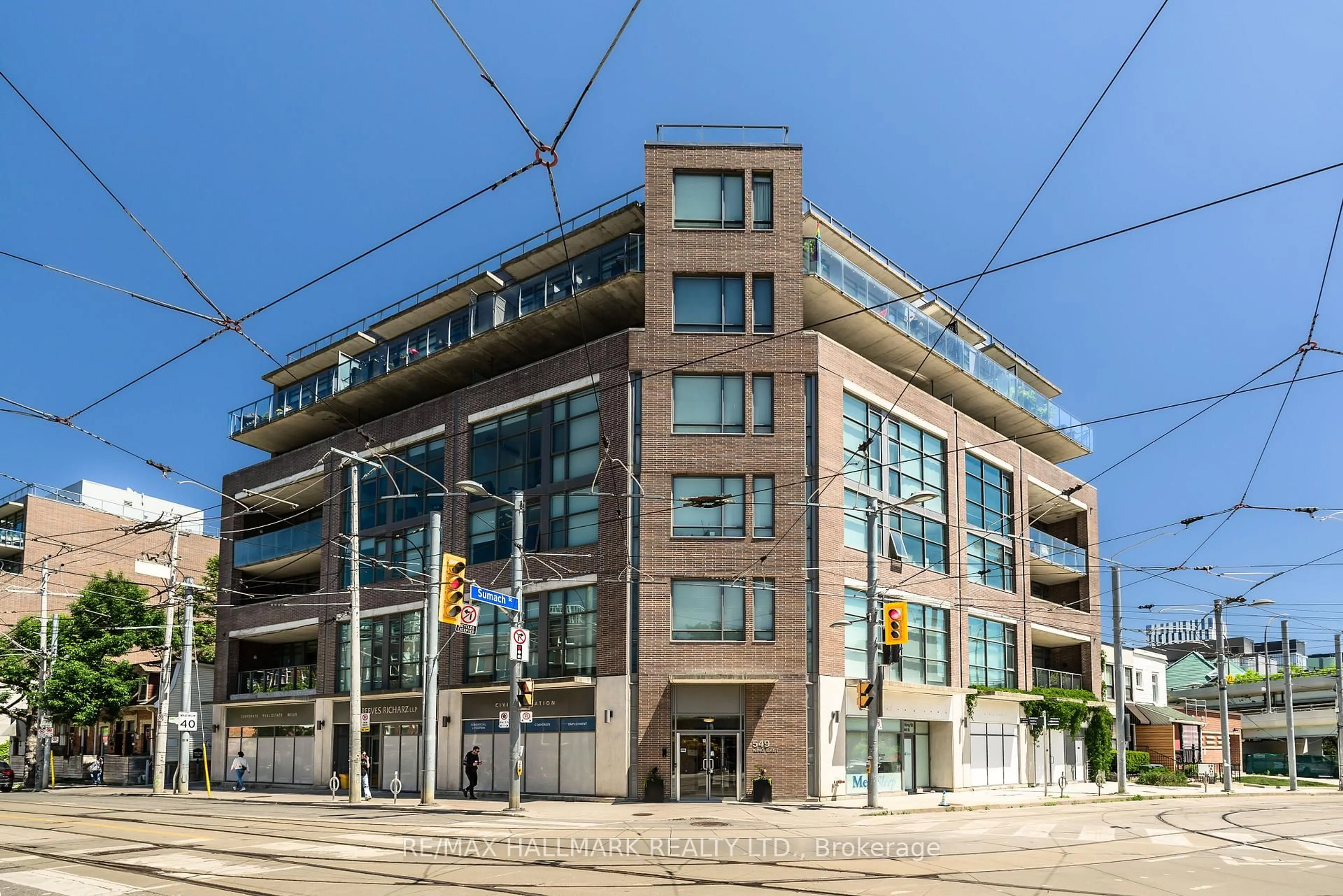Unknown for 549 King St #203, Toronto Ontario M5A 1M4