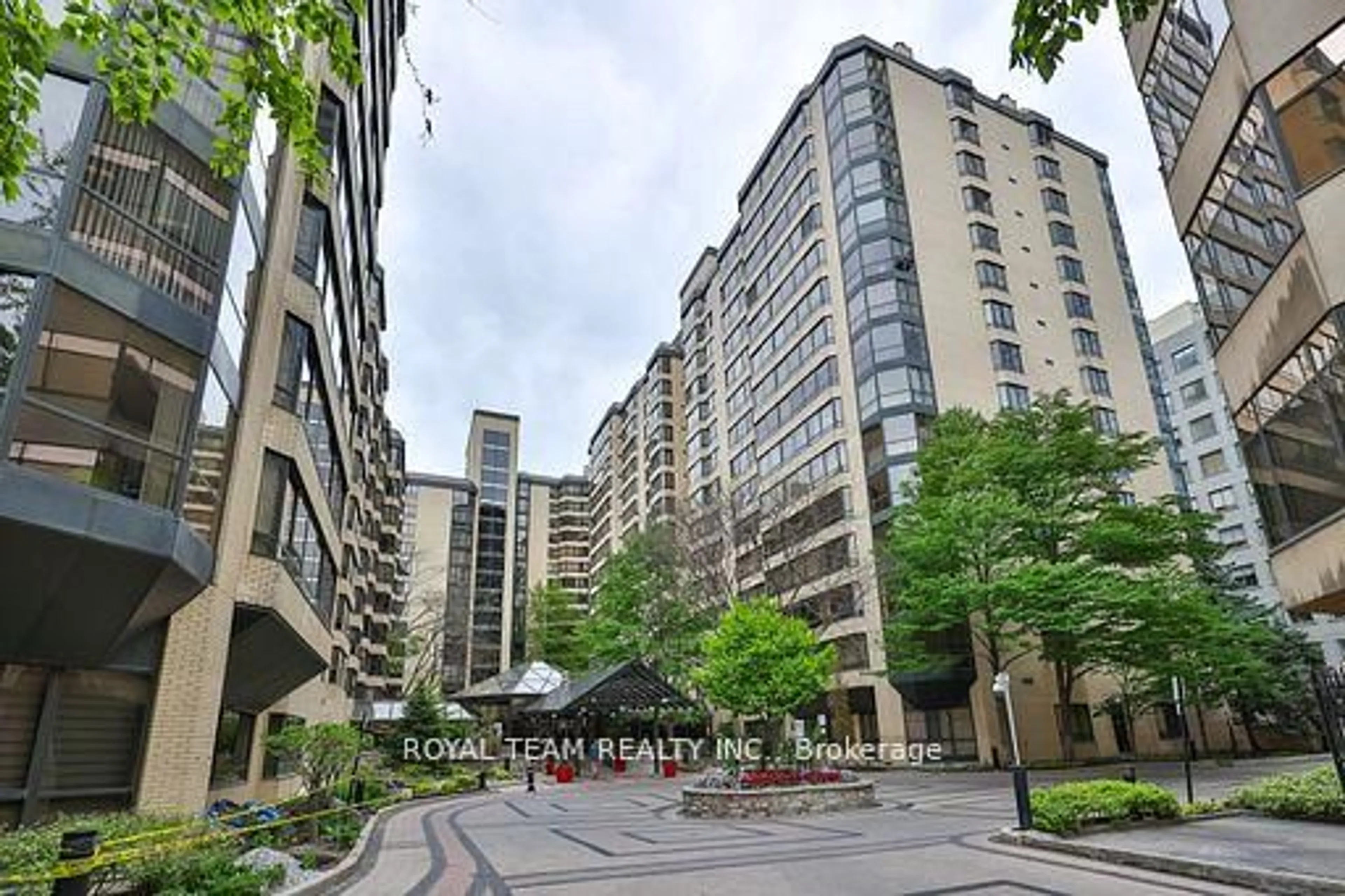 Unknown for 211 Saint Patrick St #C-PH 10, Toronto Ontario M5T 2Y9