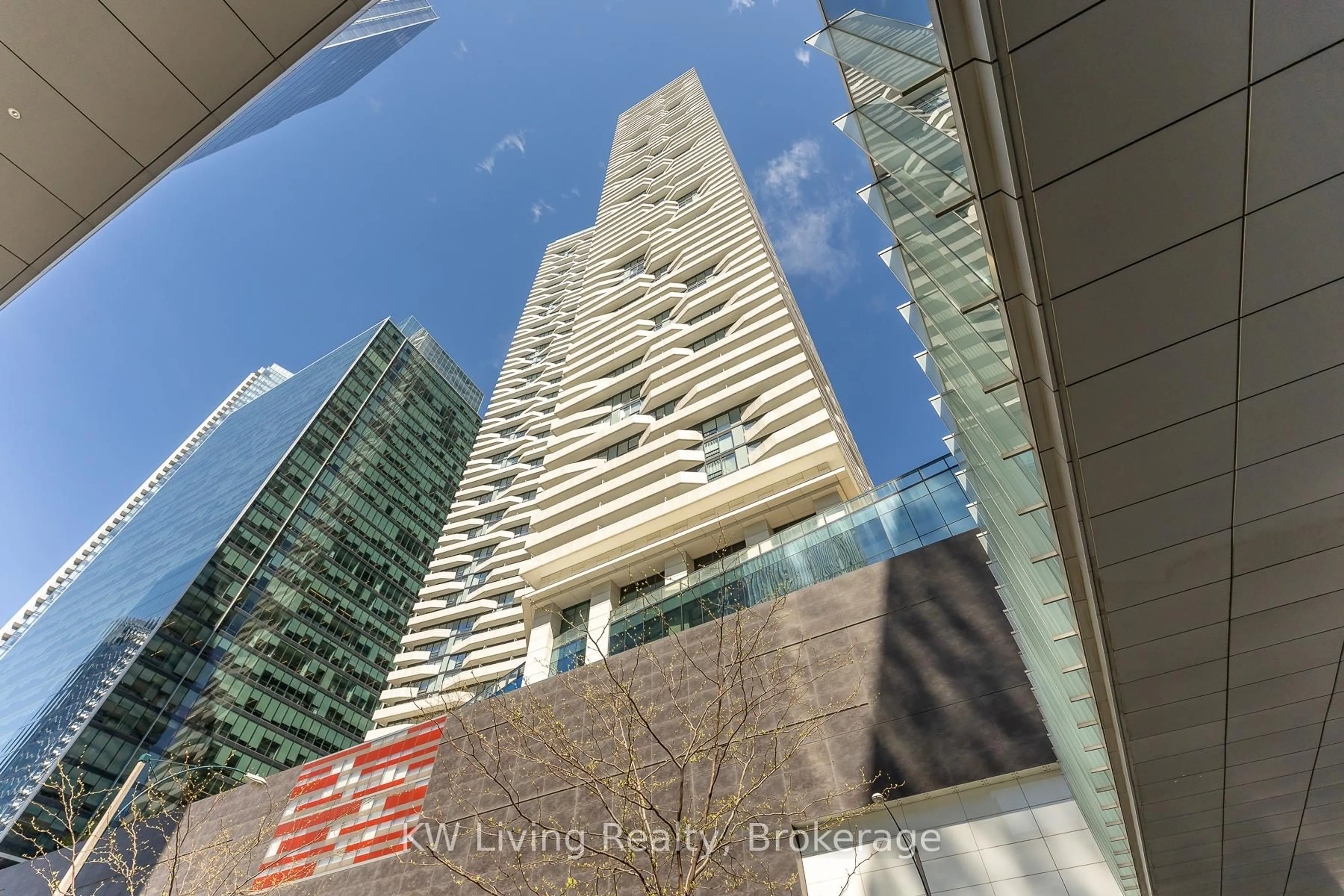 Indoor foyer for 88 Harbour St #1010, Toronto Ontario M5J 0C3