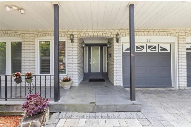 17 Arran Cres, Toronto 4