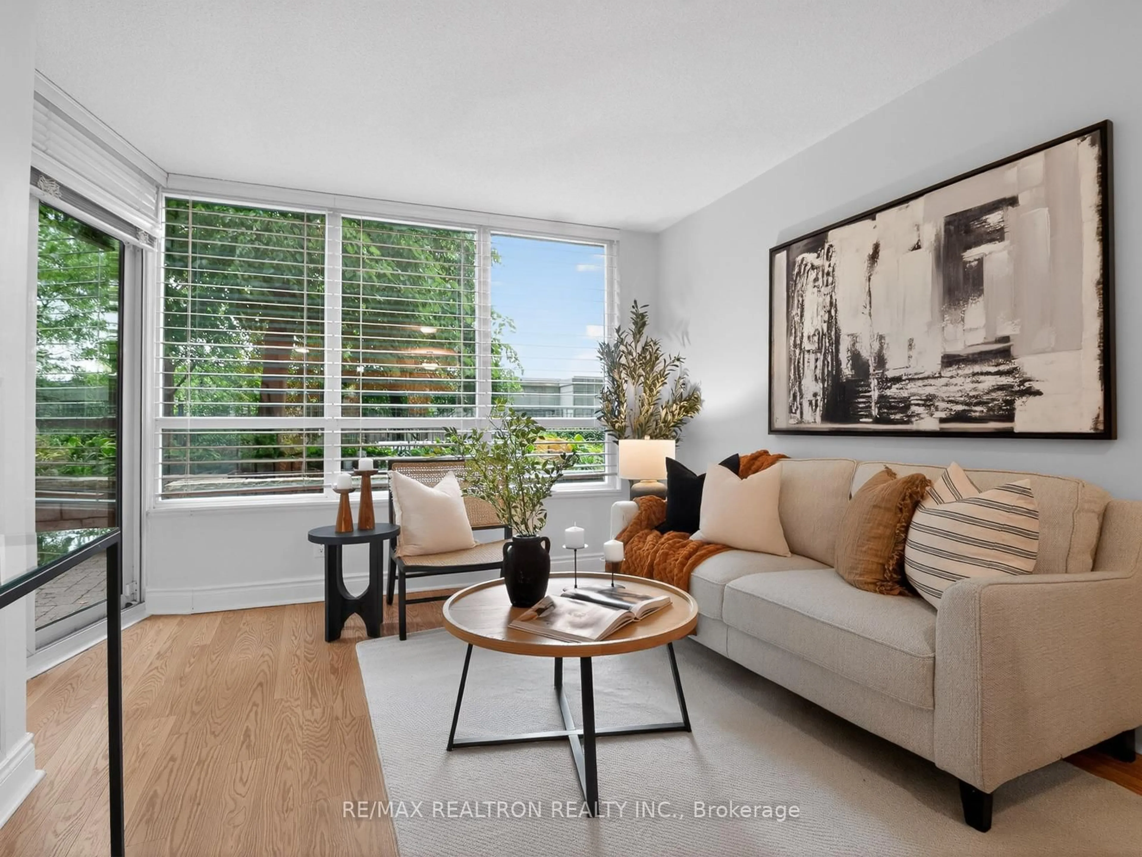 Living room with furniture, unknown for 25 Greenview Ave #317, Toronto Ontario M2M 0A5