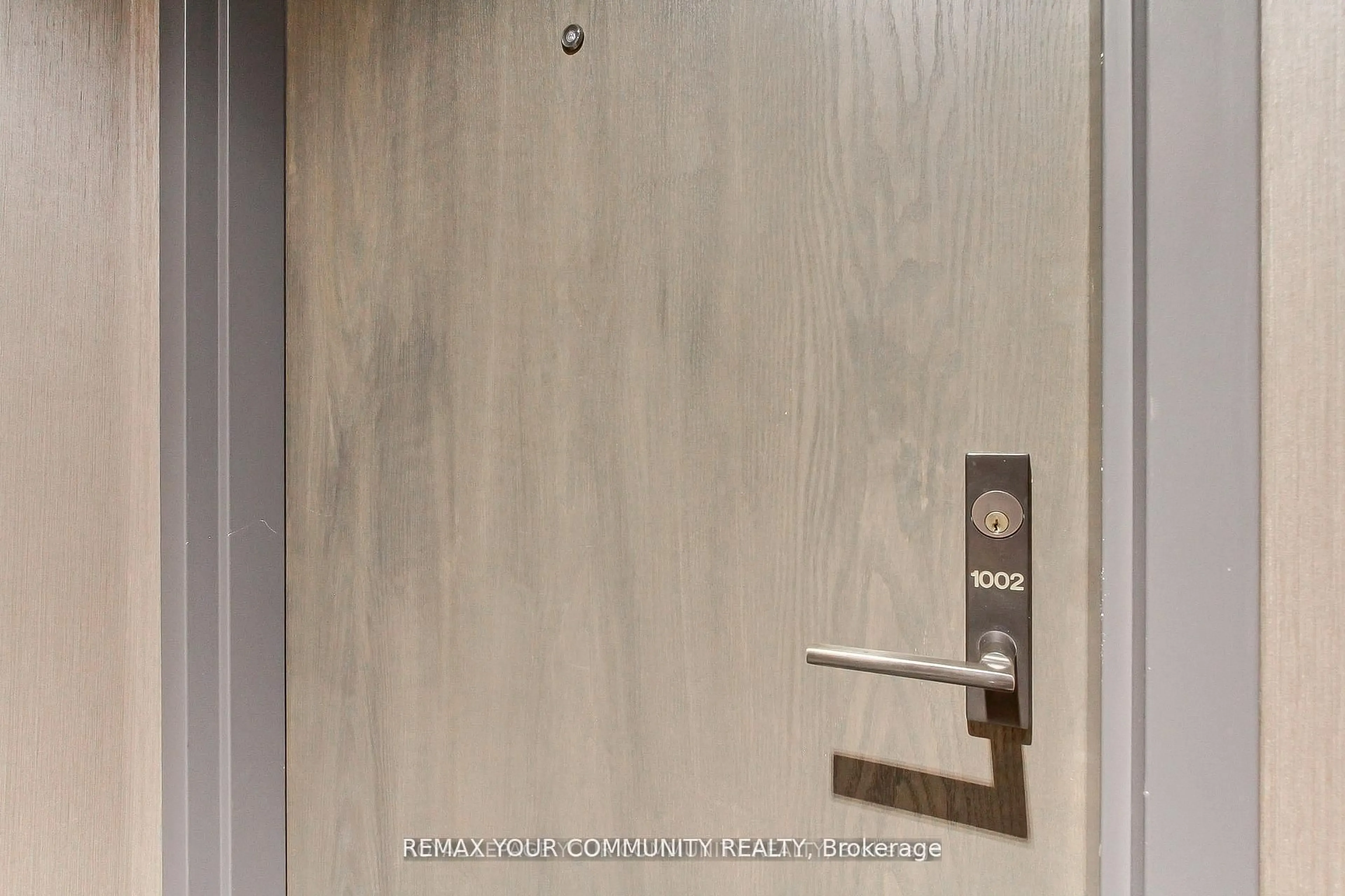 Unknown for 426 University Ave #1002, Toronto Ontario M5G 1S9