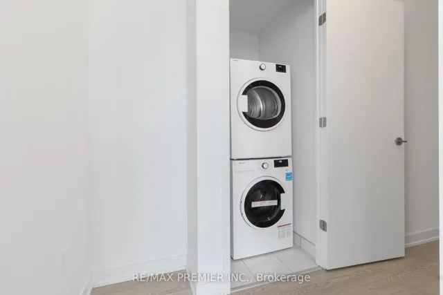 634 Church St #2505, Toronto 5