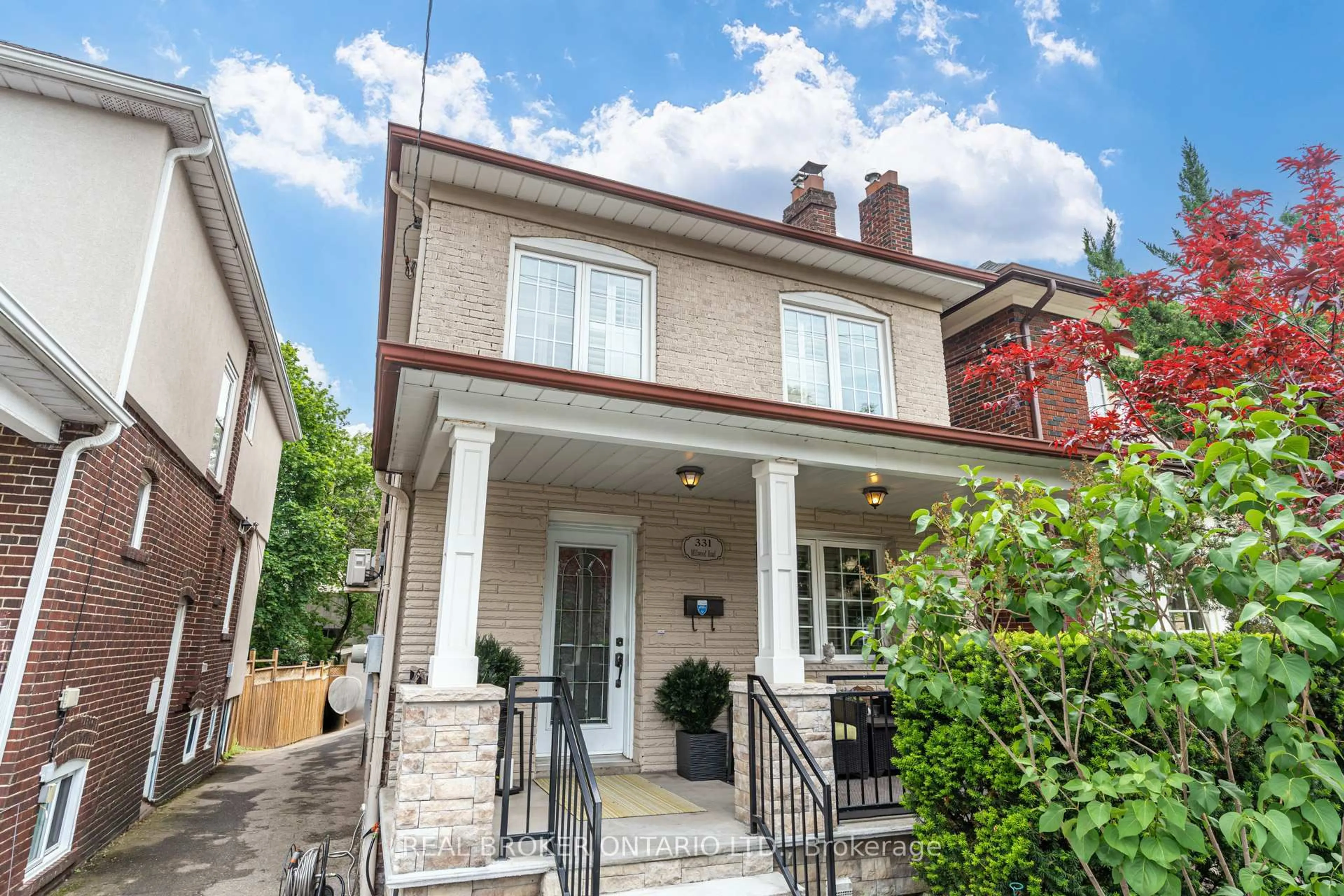 Home with brick exterior material, street for 331 Millwood Rd, Toronto Ontario M4S 1J9