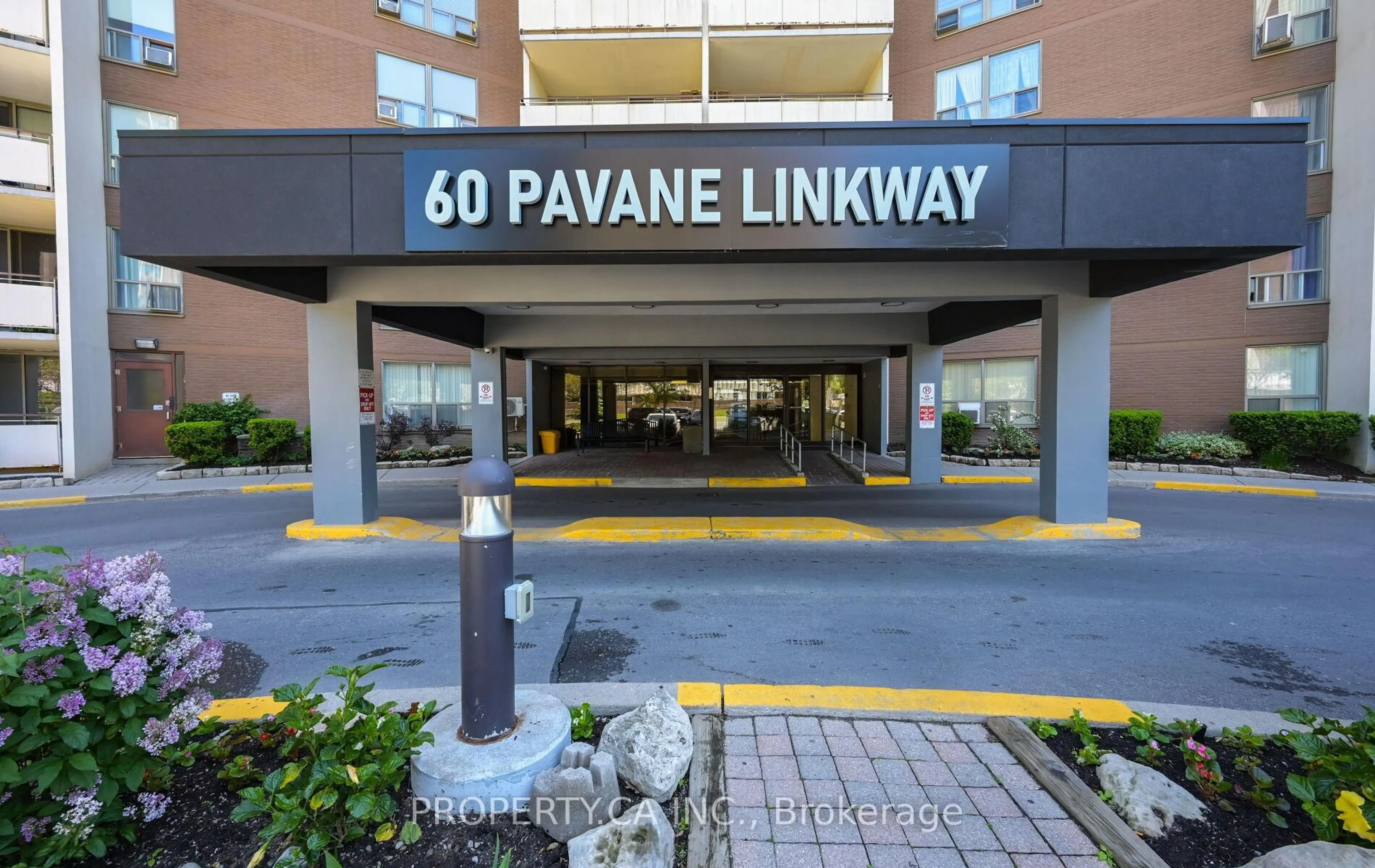 Unknown for 60 Pavane Linkway #207, Toronto Ontario M3C 1A1
