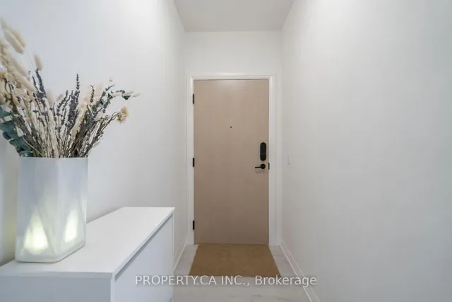 280 Dundas St #1702, Toronto 3