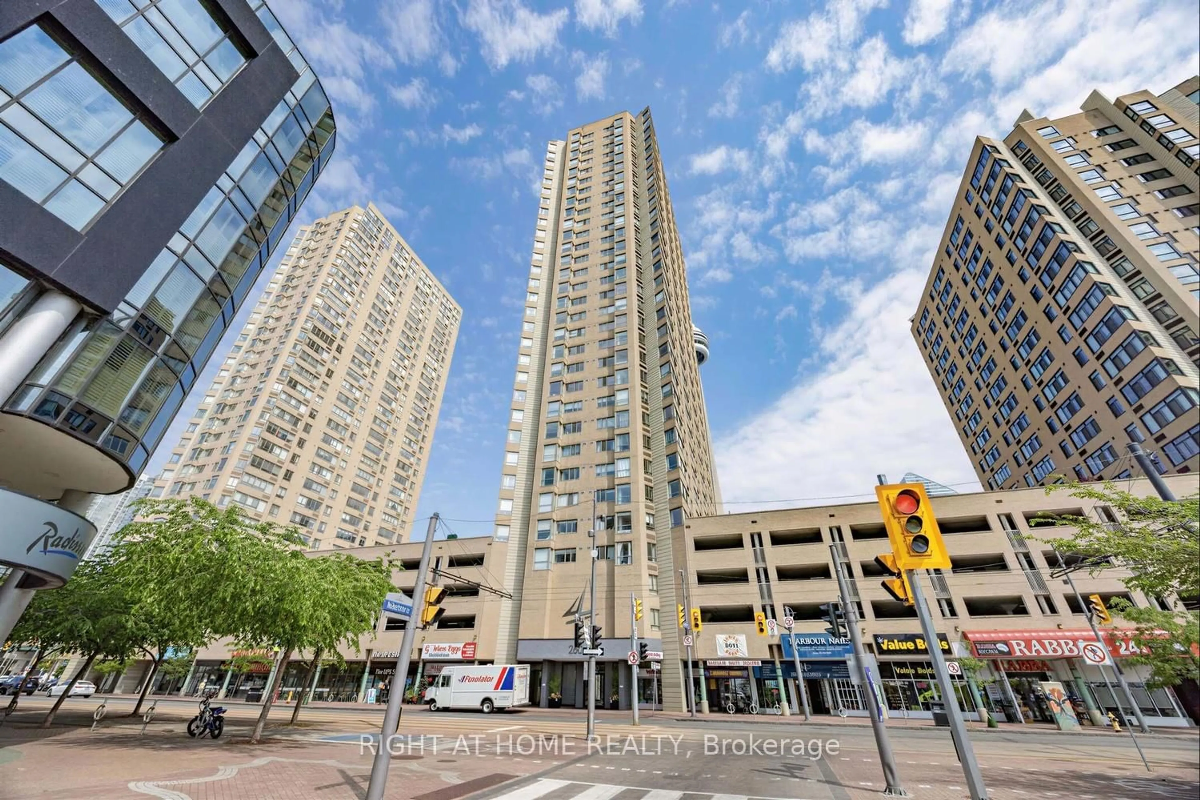Unknown for 260 Queens Quay #1906, Toronto Ontario M5J 2N3