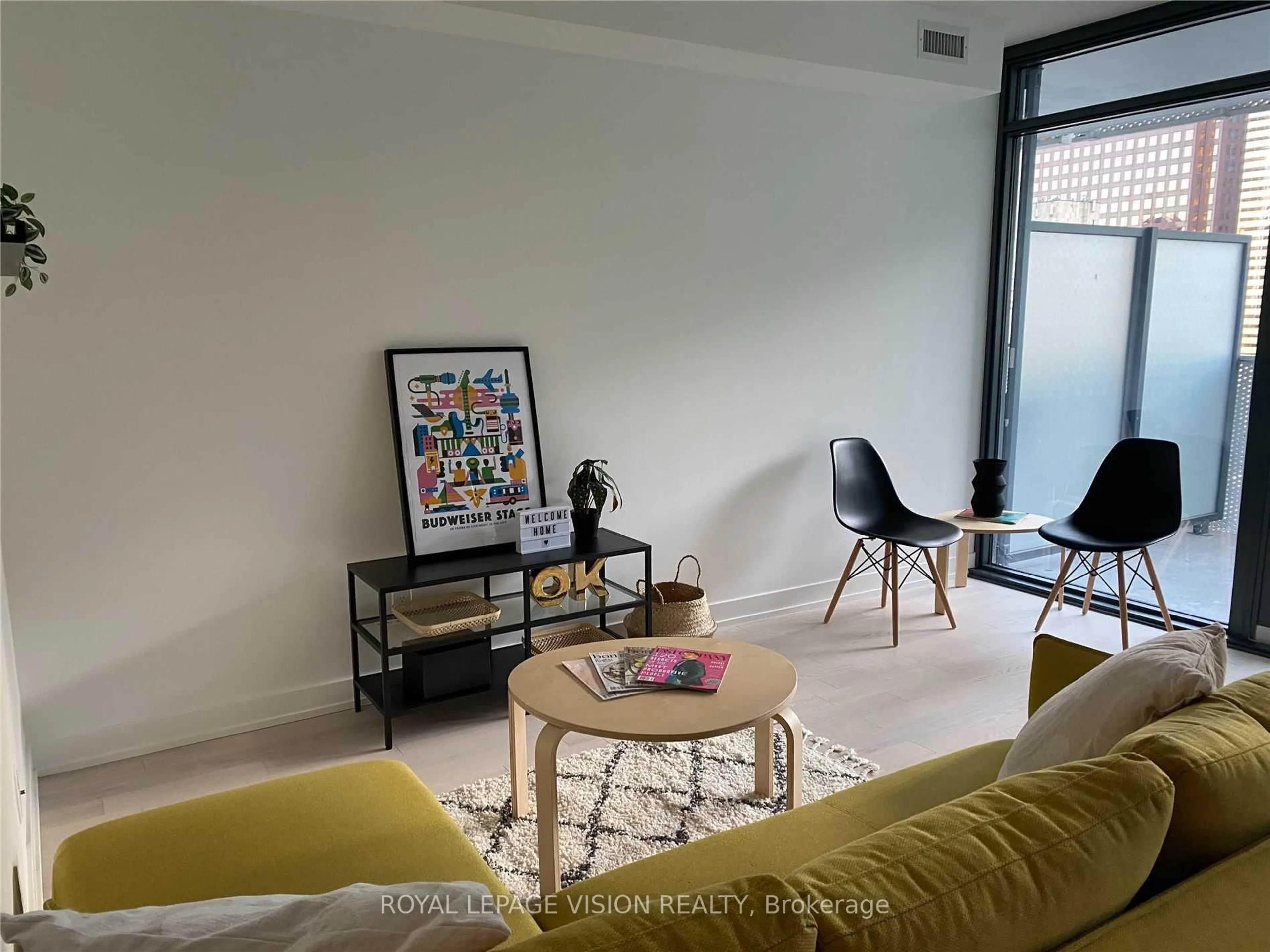 Living room with furniture, unknown for 25 Richmond St #1806, Toronto Ontario M5C 0A6