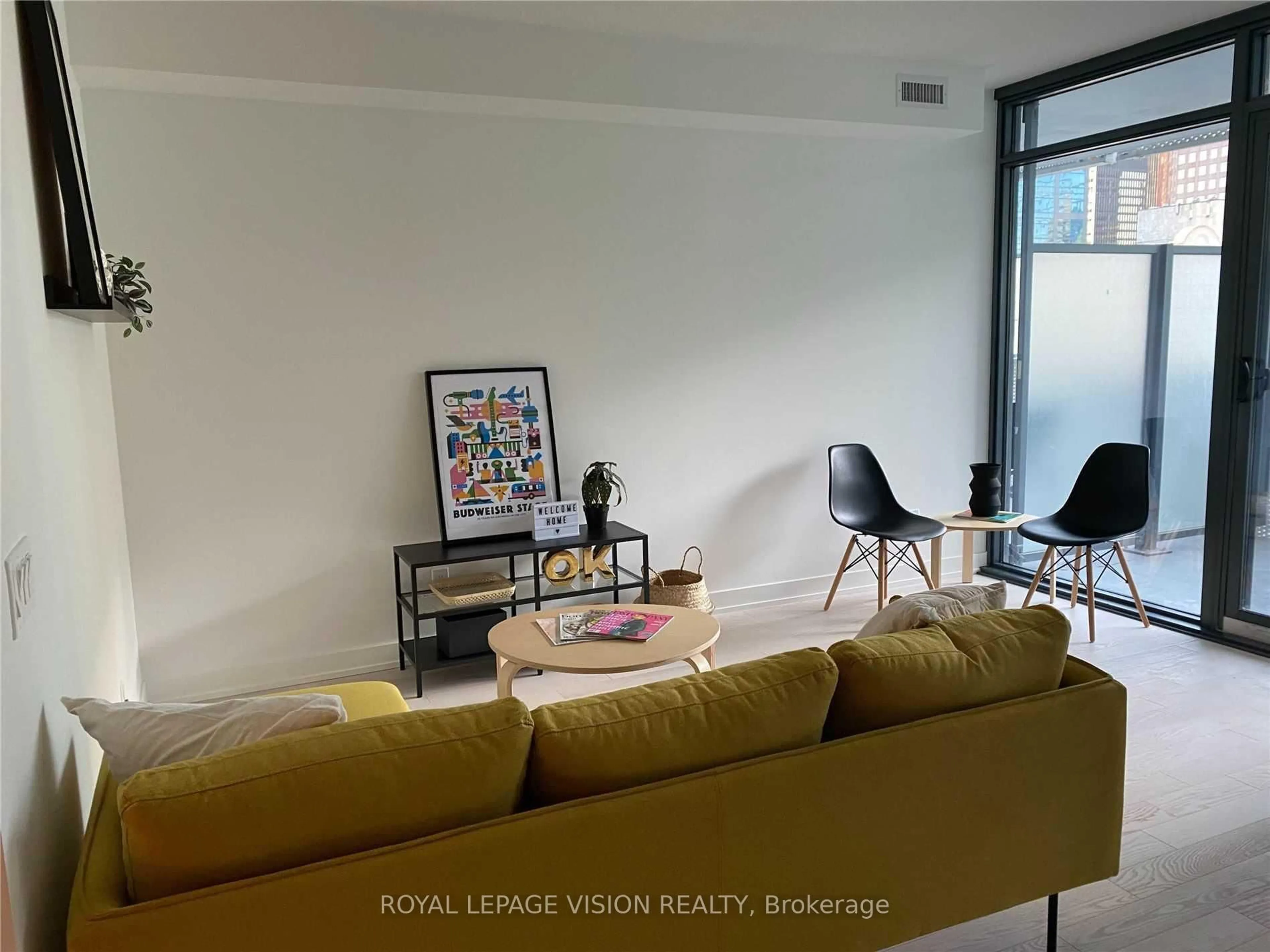 Living room with furniture, unknown for 25 Richmond St #1806, Toronto Ontario M5C 0A6