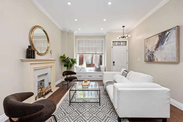 12 Old Primrose Lane, Toronto 4
