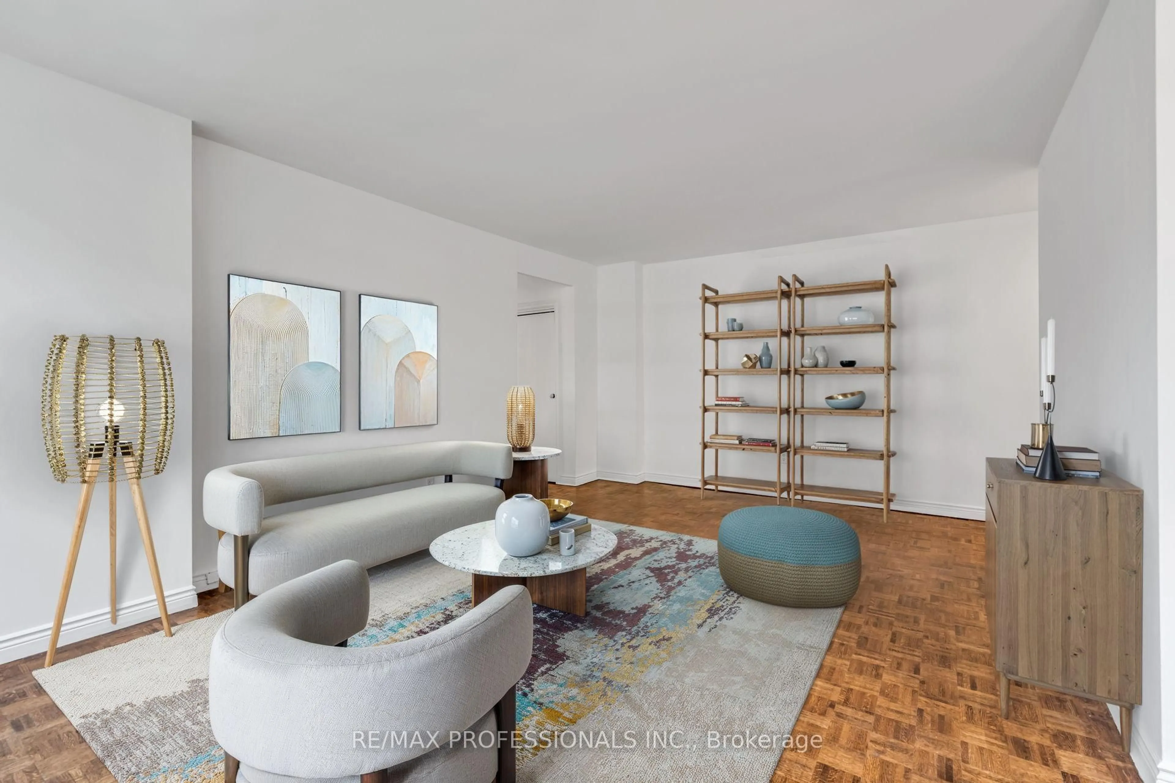 Living room with furniture, unknown for 335 Lonsdale Rd #303, Toronto Ontario M5P 1R4