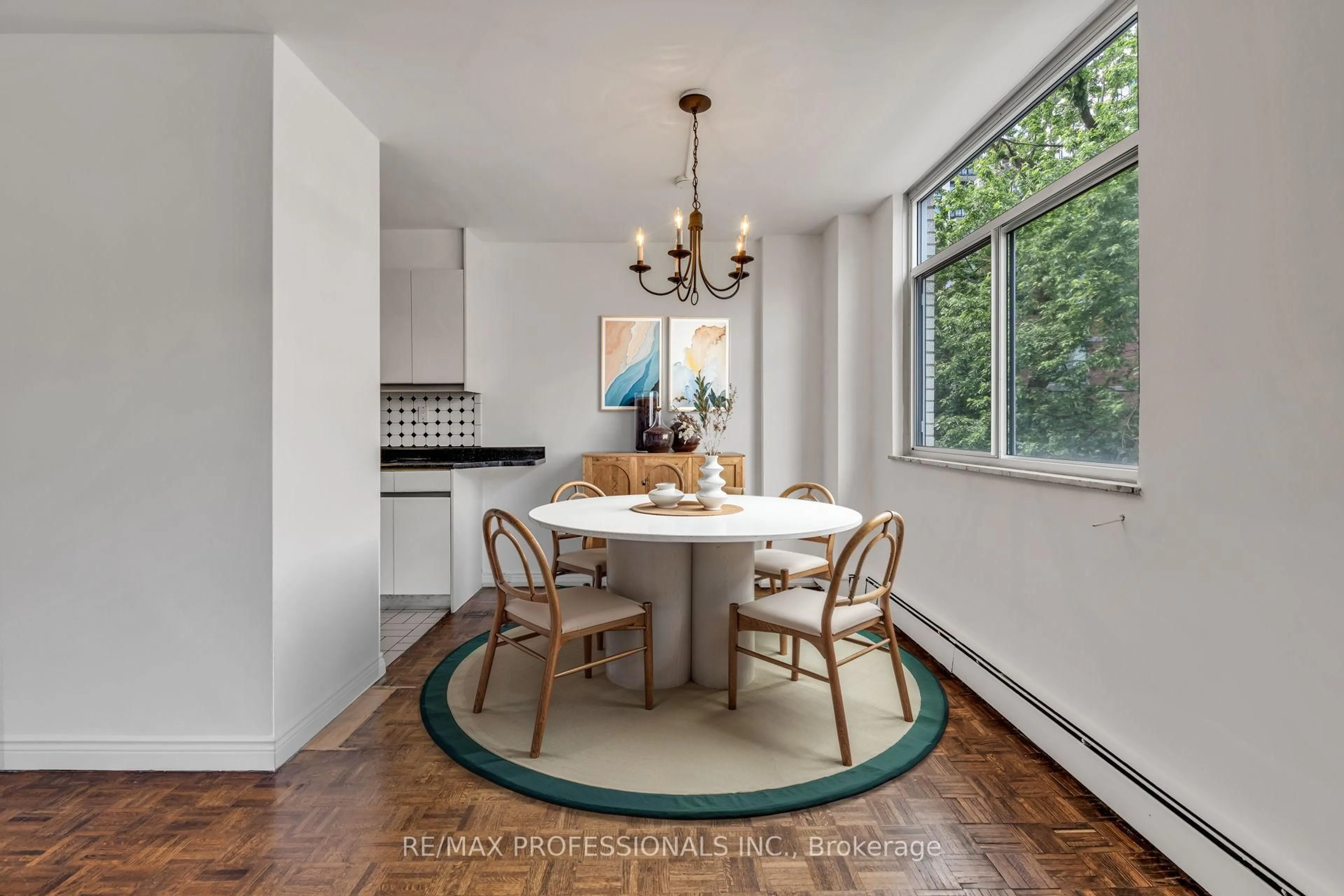 Dining room, unknown for 335 Lonsdale Rd #303, Toronto Ontario M5P 1R4