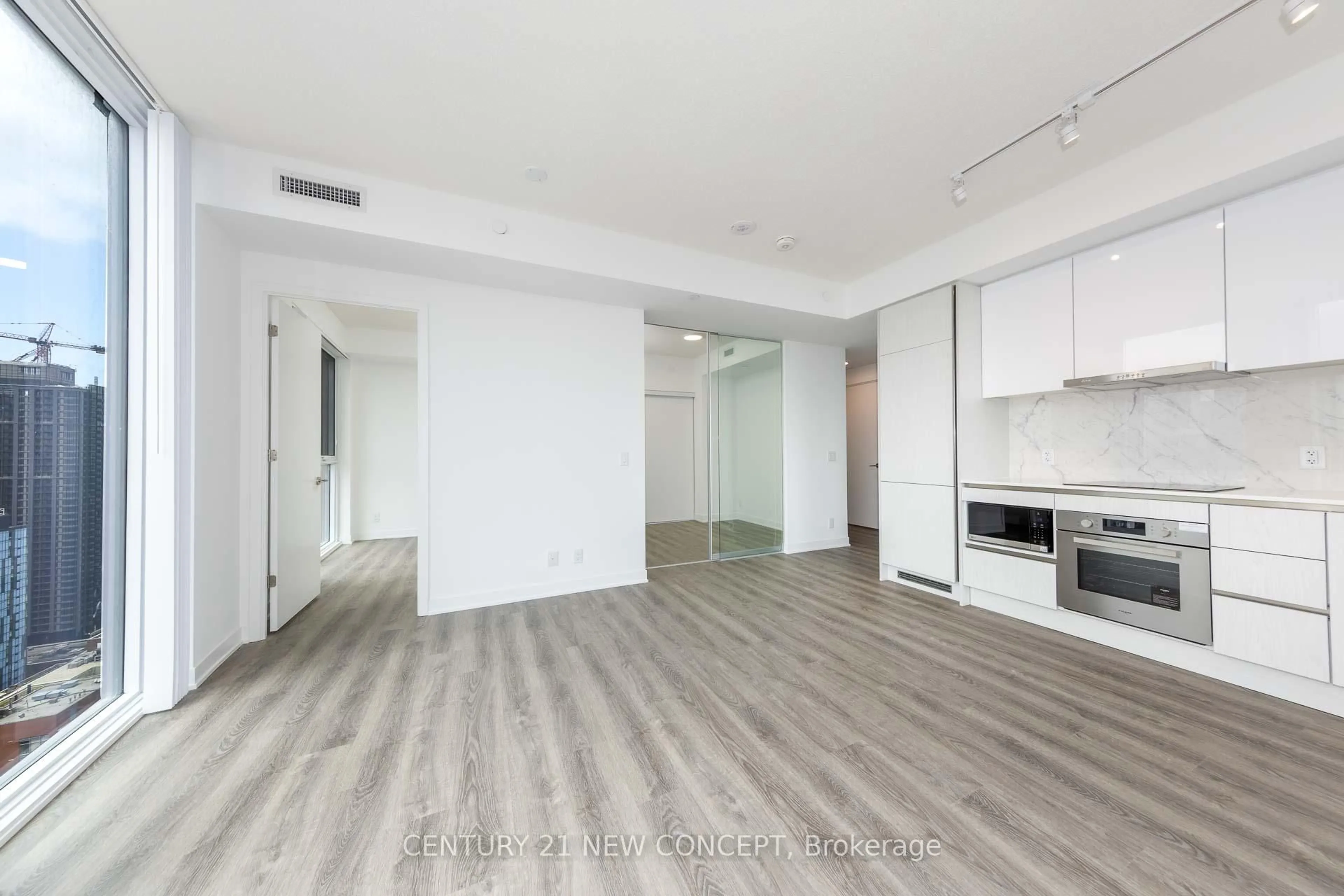 A pic of a room for 180 Front St #3810, Toronto Ontario M5A 0A9