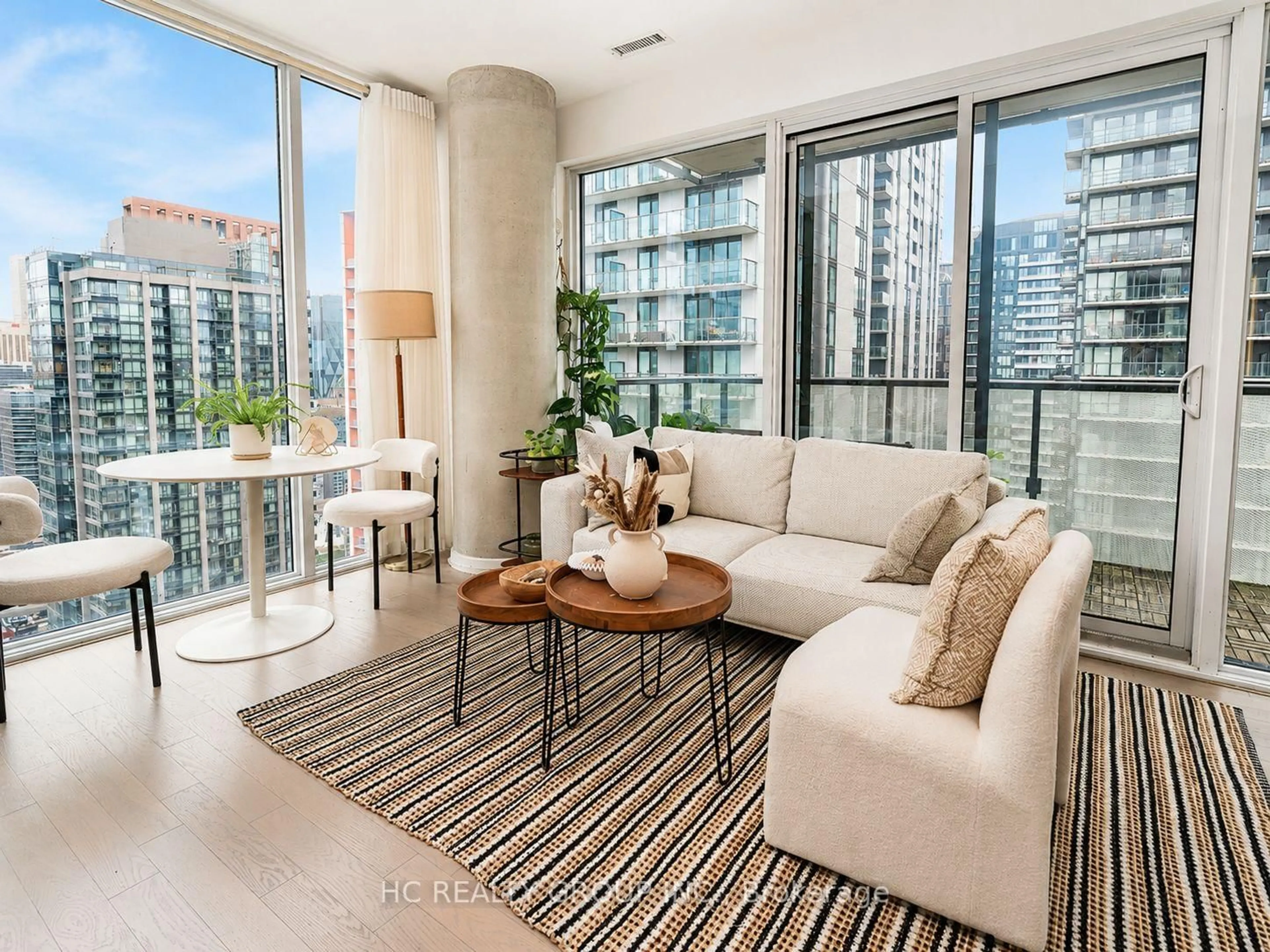 Living room with furniture, unknown for 101 Peter St #3906, Toronto Ontario M5V 2G9