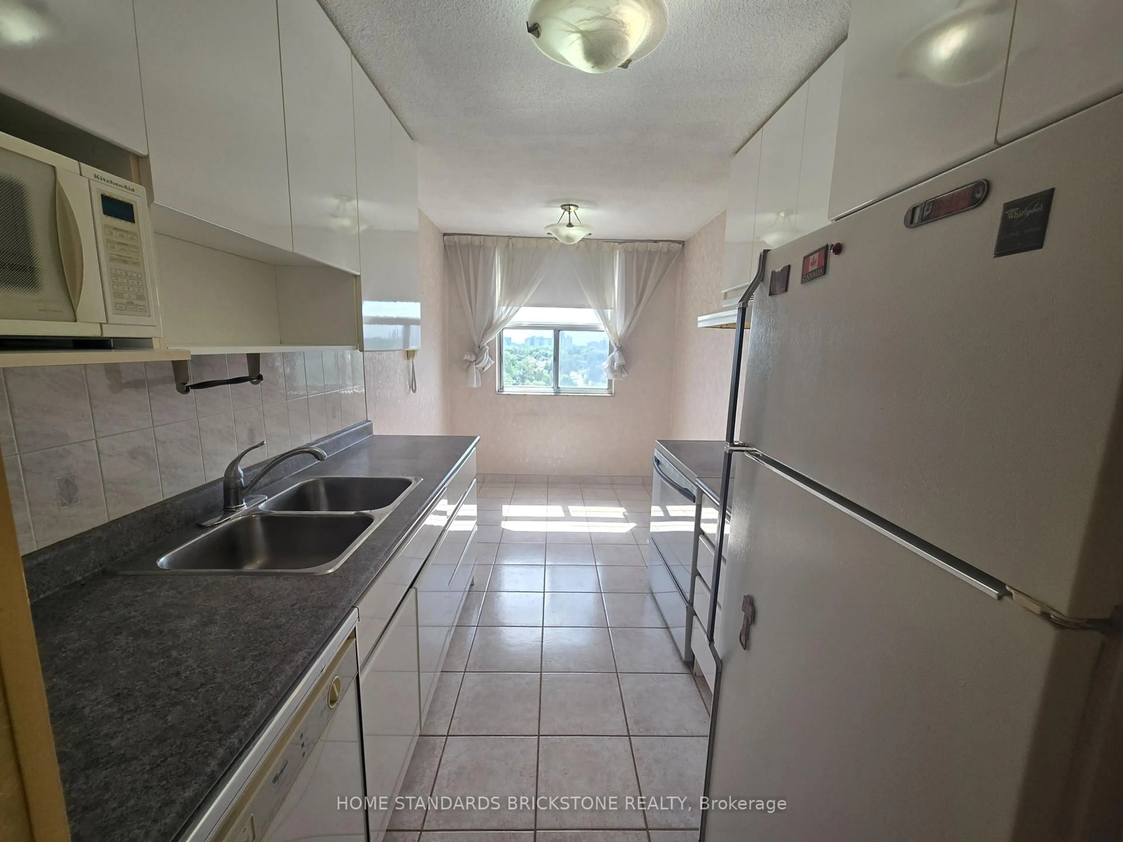 Standard kitchen, unknown for 205 Hilda Ave #802, Toronto Ontario M2M 4B1
