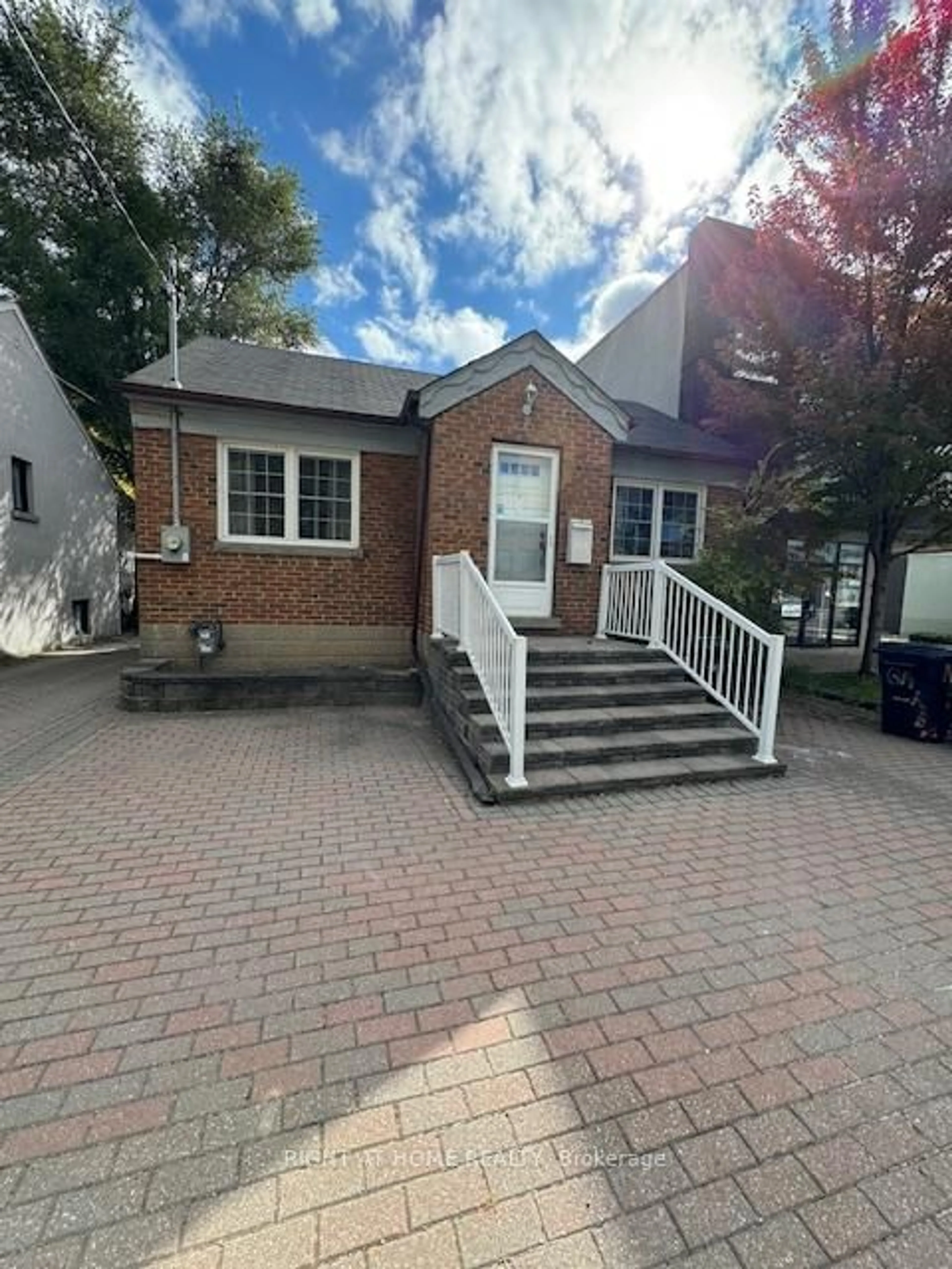 Unknown for 227 Sheppard Ave, Toronto Ontario M2N 1N2