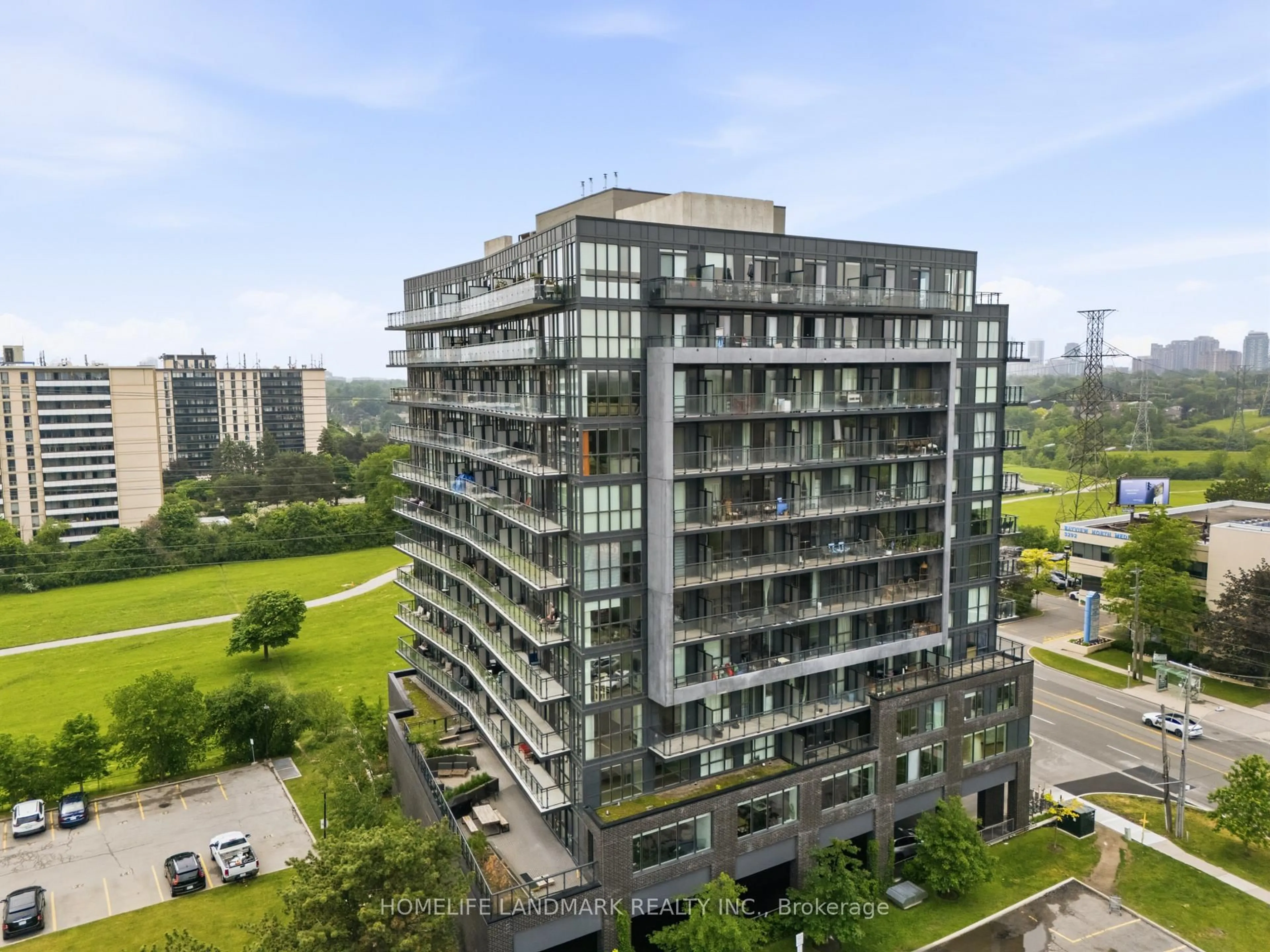 A pic from outside/outdoor area/front of a property/back of a property/a pic from drone, city buildings view from balcony for 3237 Bayview Ave #307, Toronto Ontario M2K 0G1