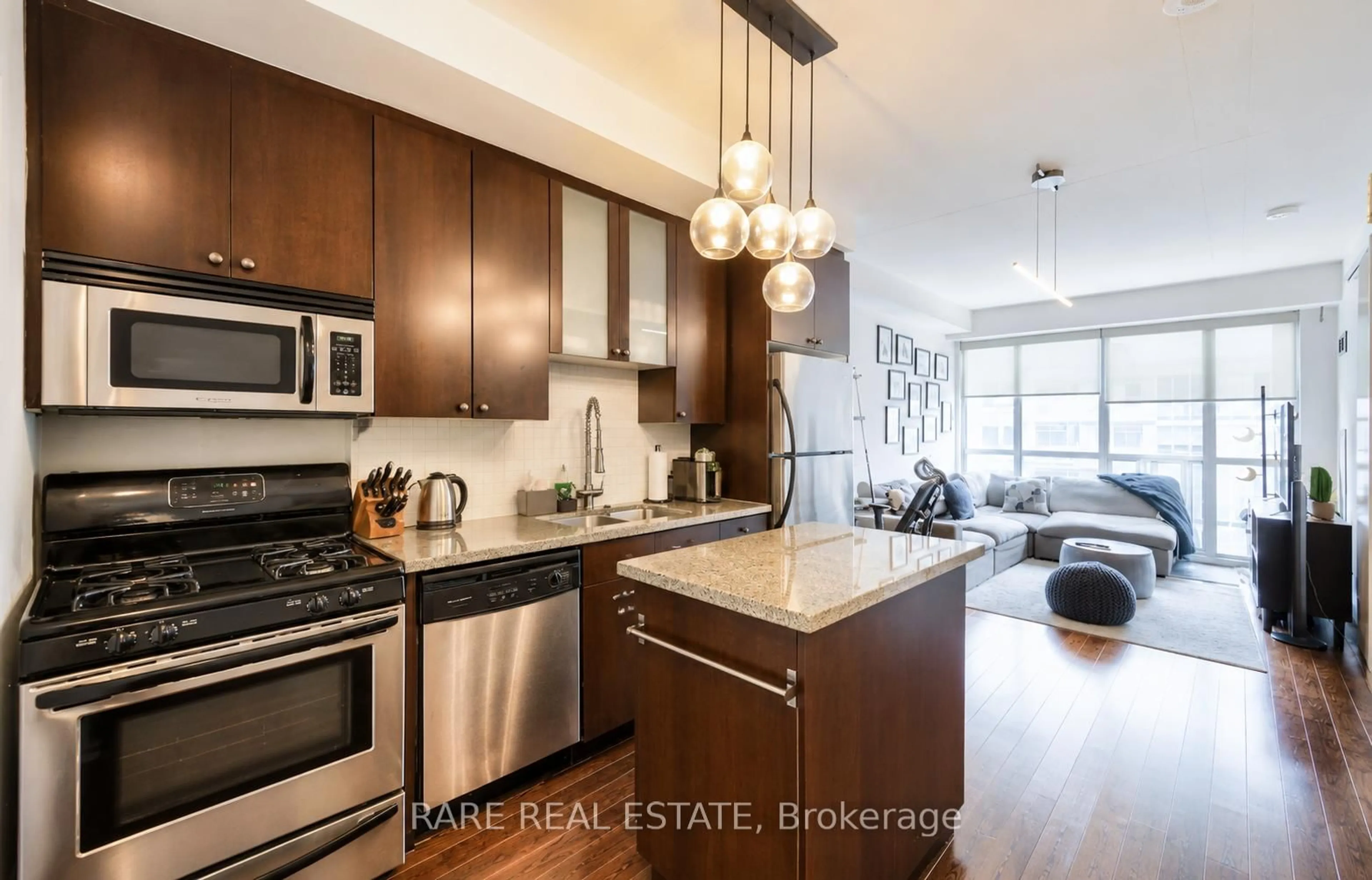Open concept kitchen, unknown for 1 Shaw St #802, Toronto Ontario M6K 0A1