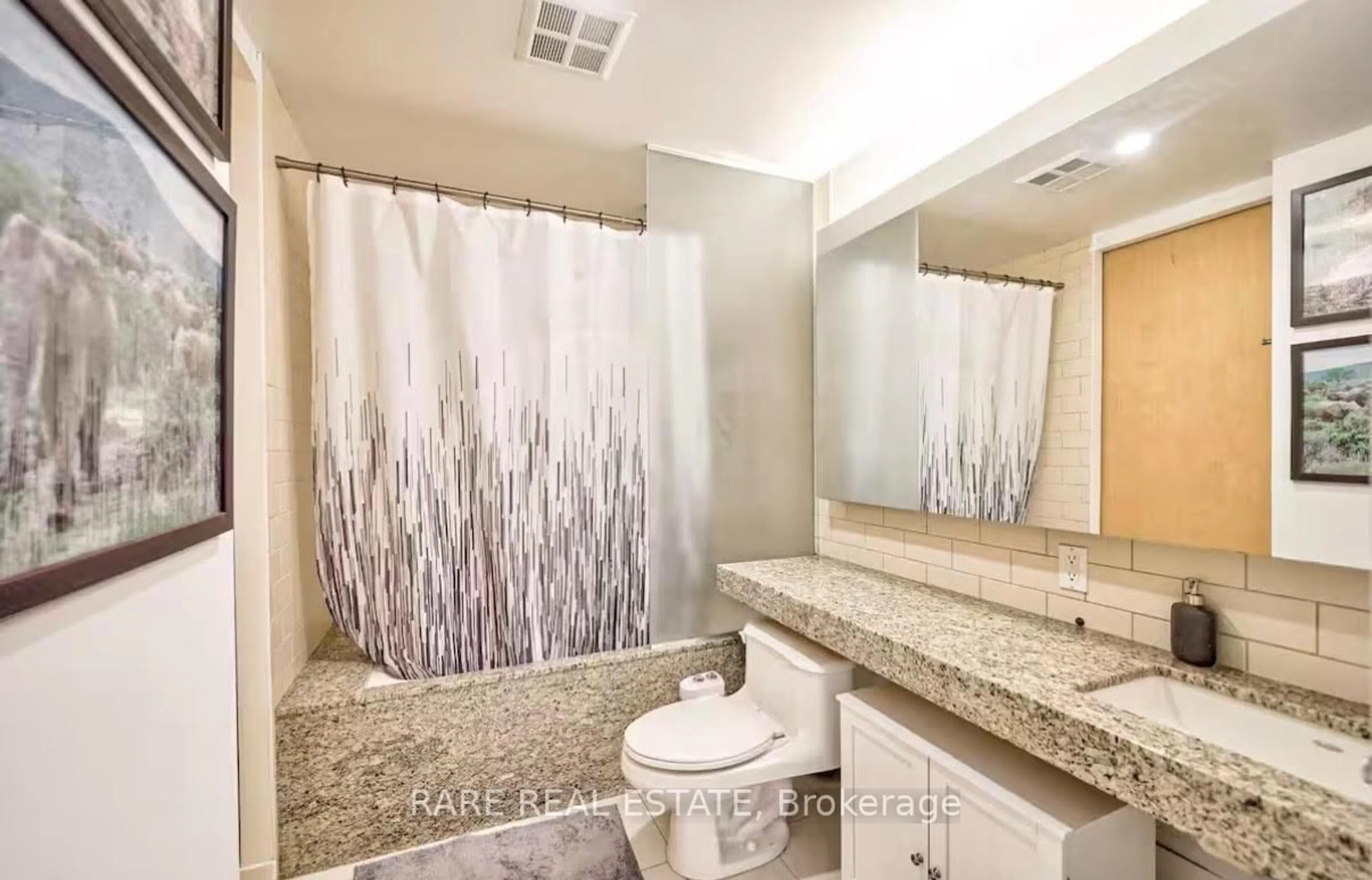 Standard bathroom, ceramic/tile floor for 1 Shaw St #802, Toronto Ontario M6K 0A1