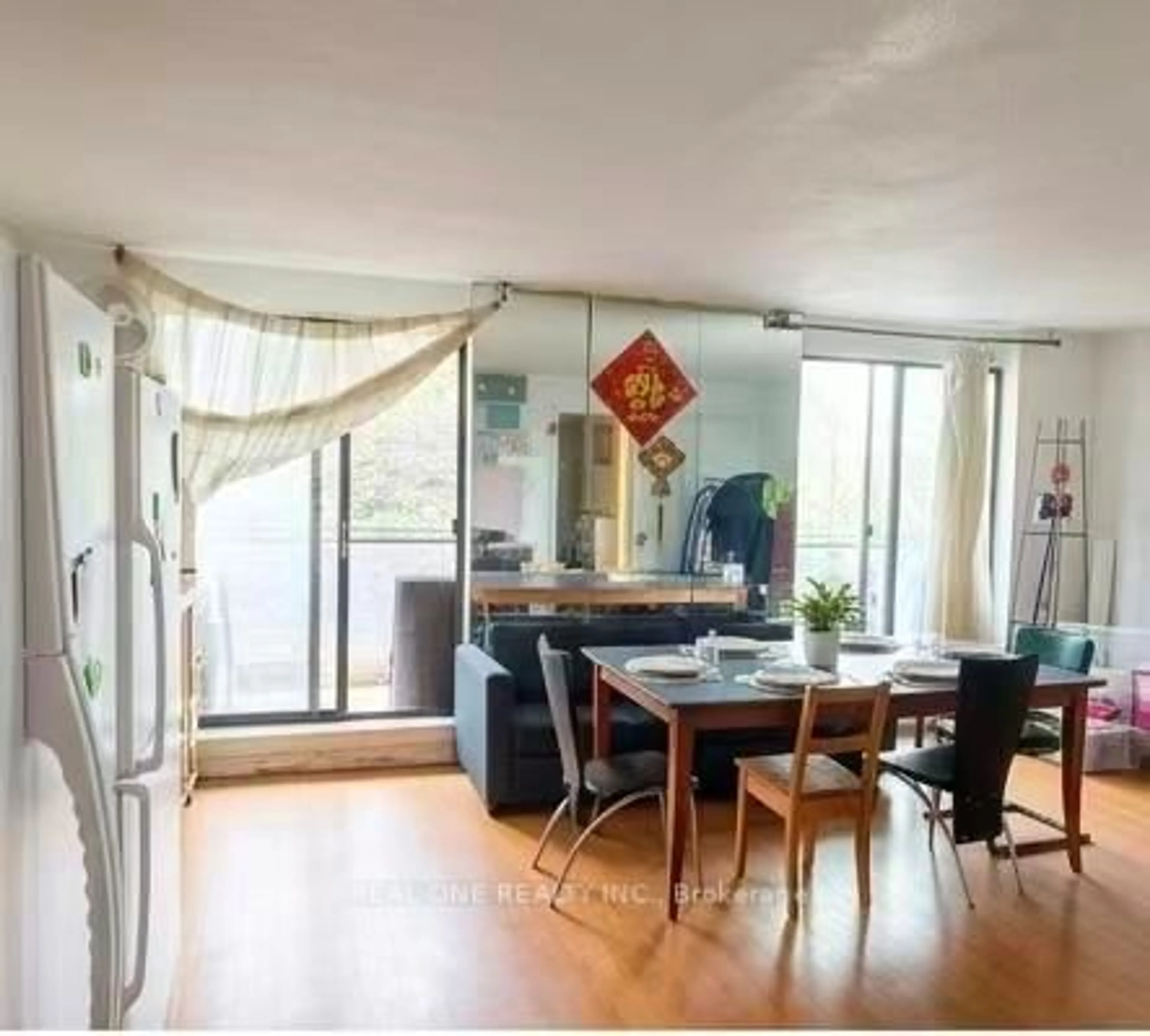 A pic of a room for 25 Pebble Bywy #41, Toronto Ontario M2H 3J6