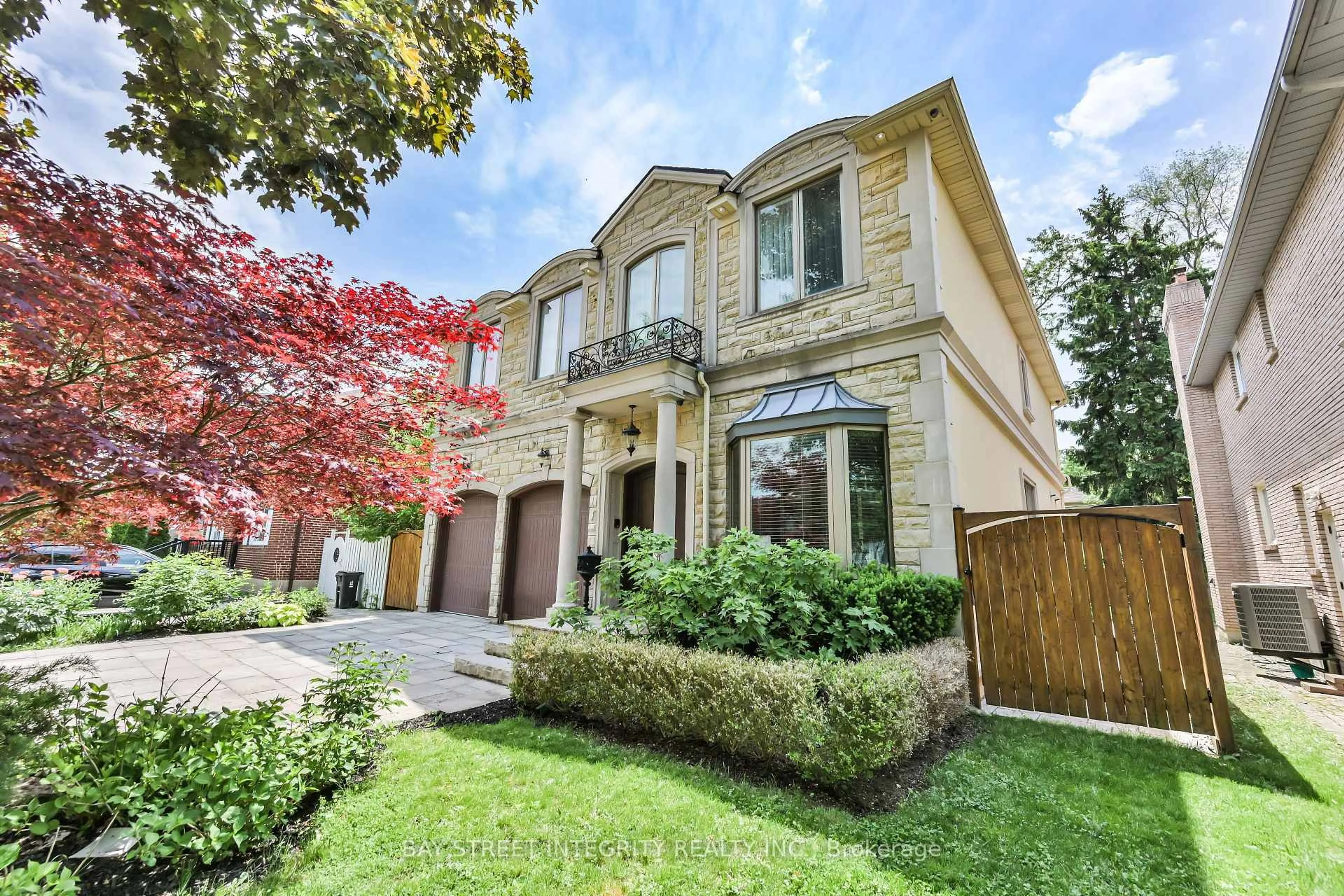 Home with brick exterior material, street for 227 Empress Ave, Toronto Ontario M2N 3V1