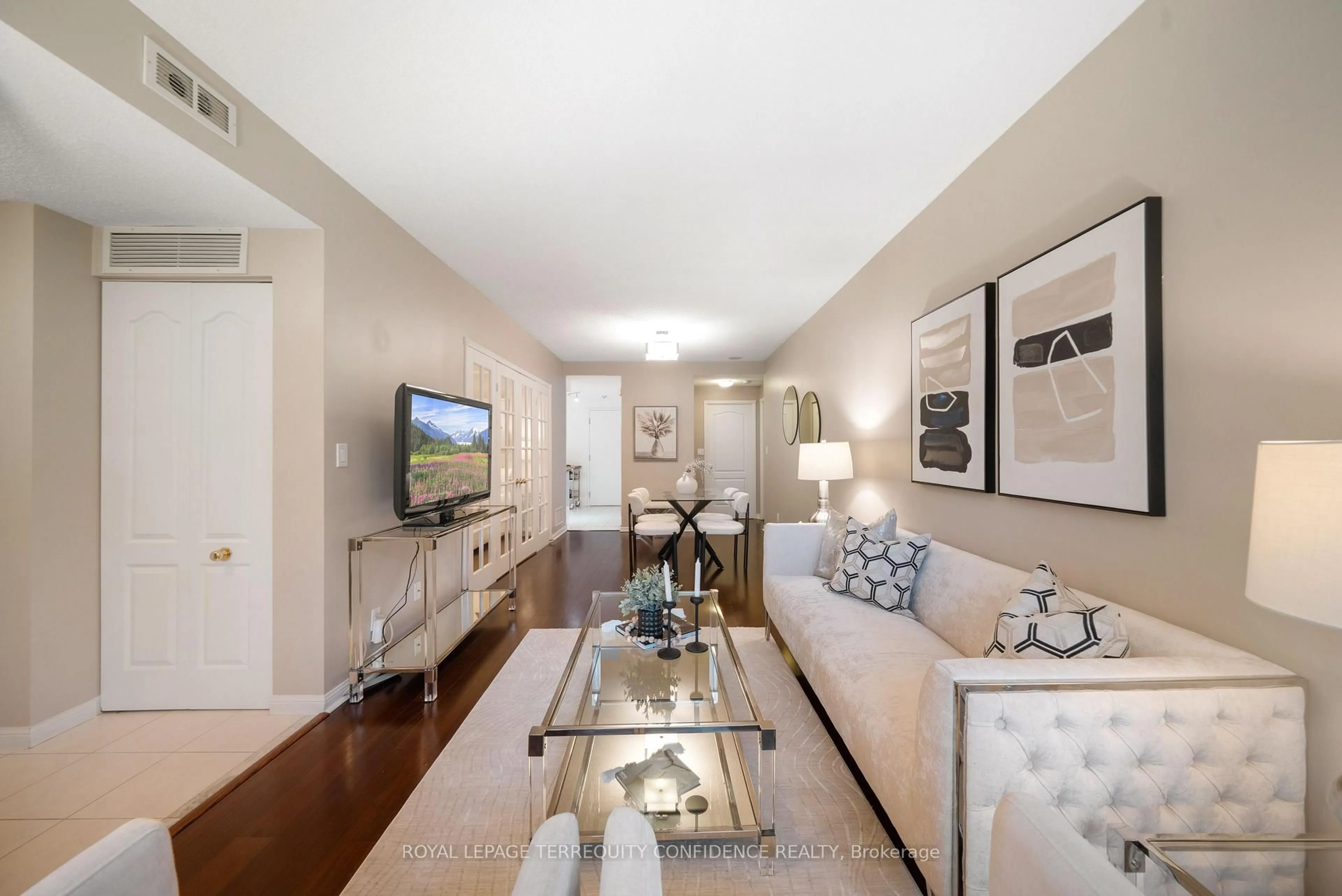 Living room with furniture, unknown for 28 Sommerset Way #1125, Toronto Ontario M2N 6W7