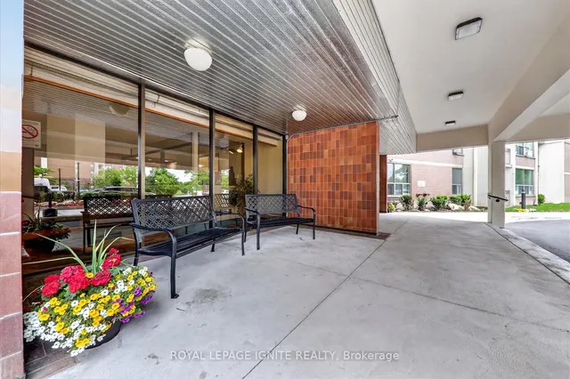 15 Vicora Link Way #208, Toronto 5