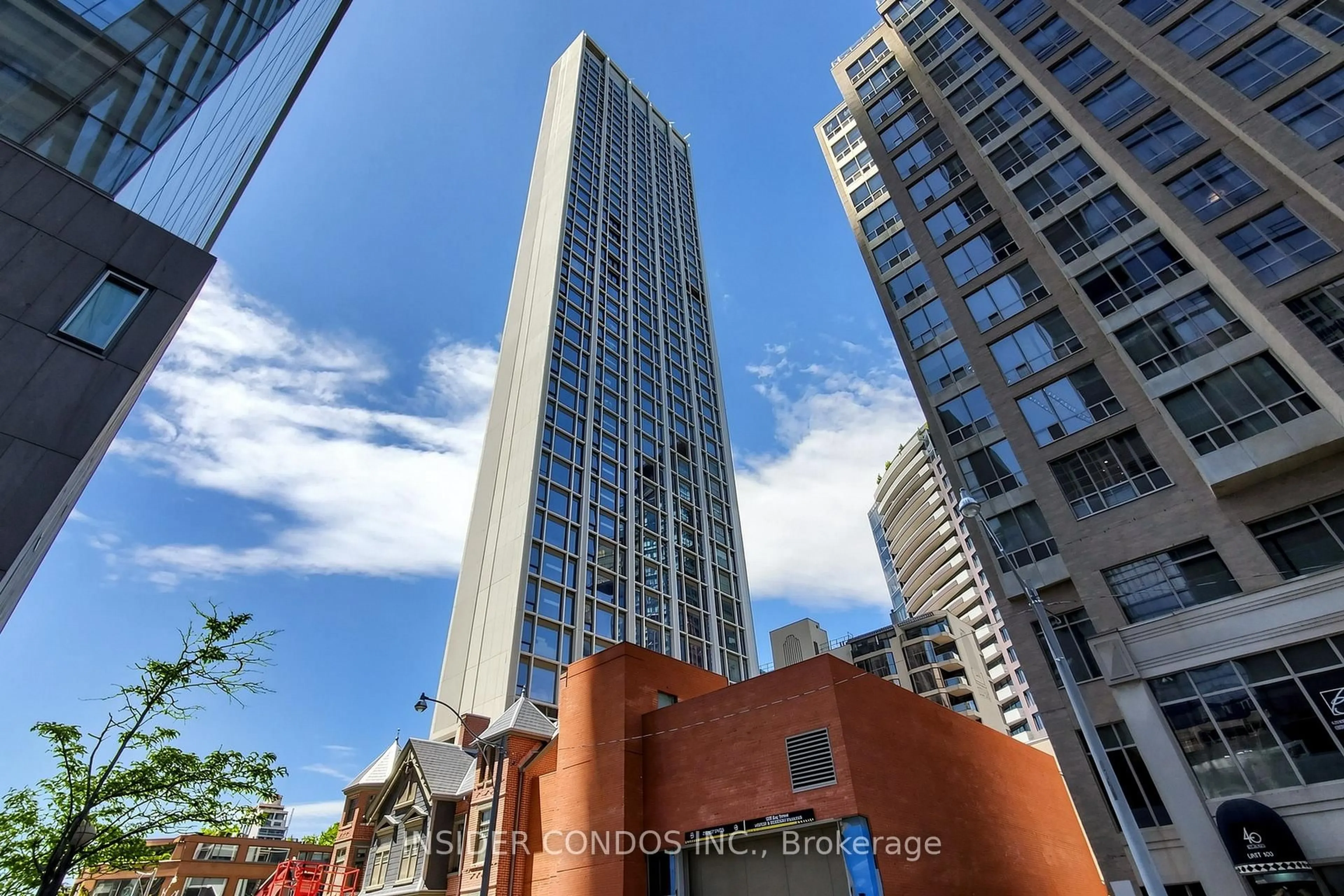 A pic from outside/outdoor area/front of a property/back of a property/a pic from drone, city buildings view from balcony for 1315 Bay St #1703, Toronto Ontario M5R 2C4